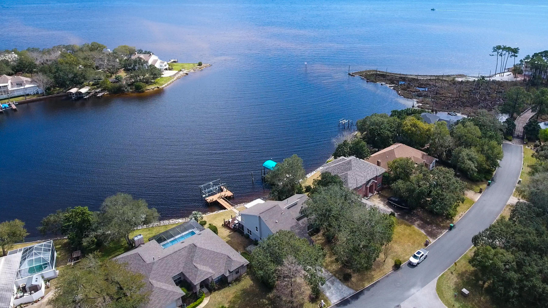 LAKE POINTE - Residential