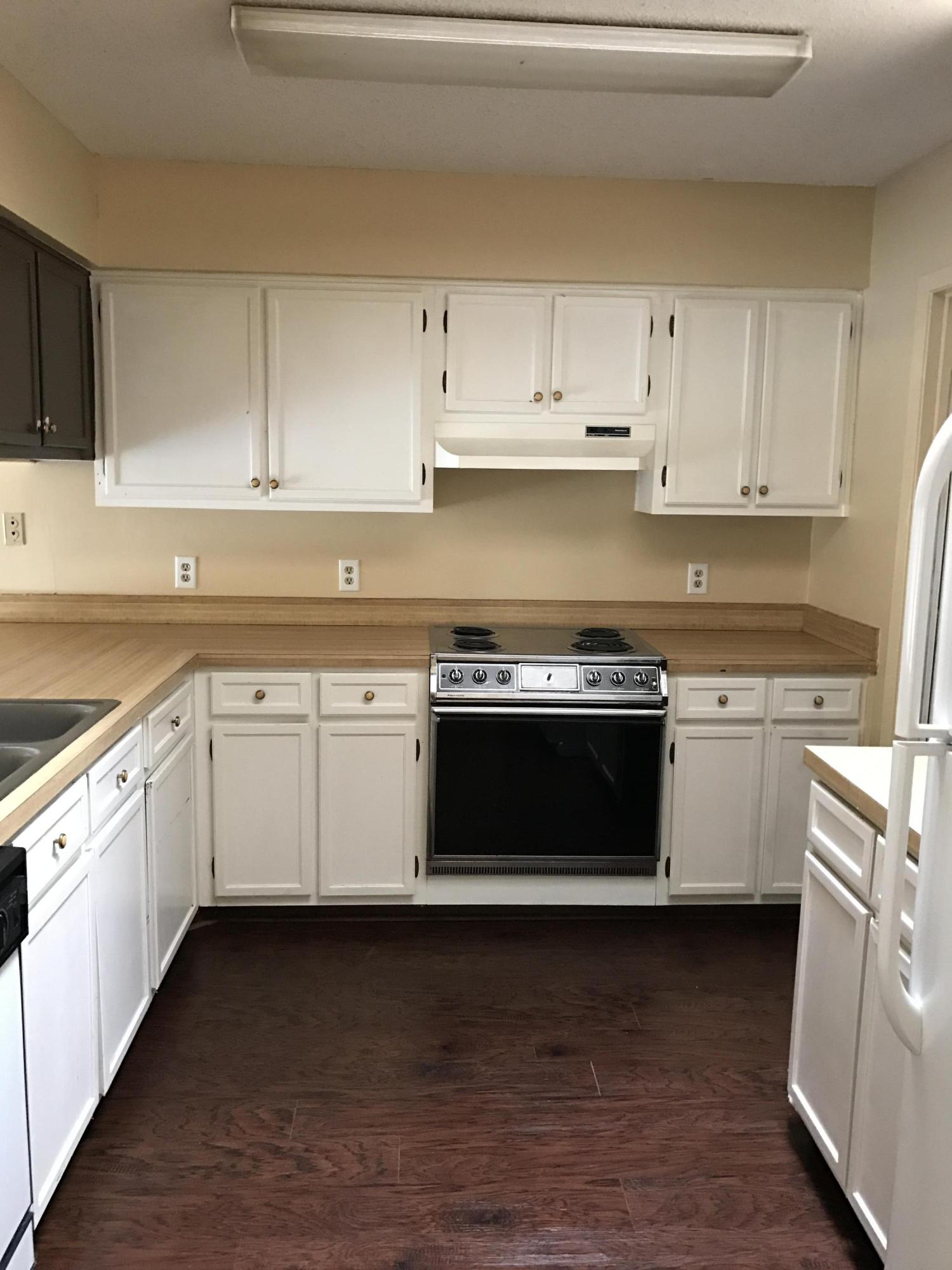 SHALIMAR - Residential Lease