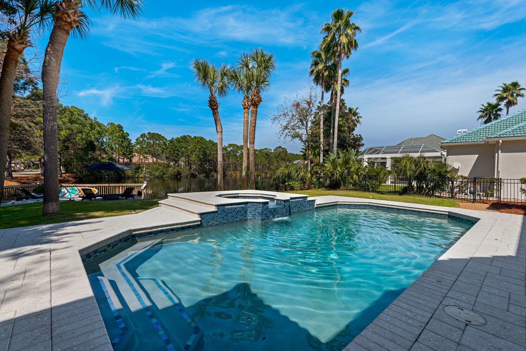 REGATTA BAY PH 1 - Residential