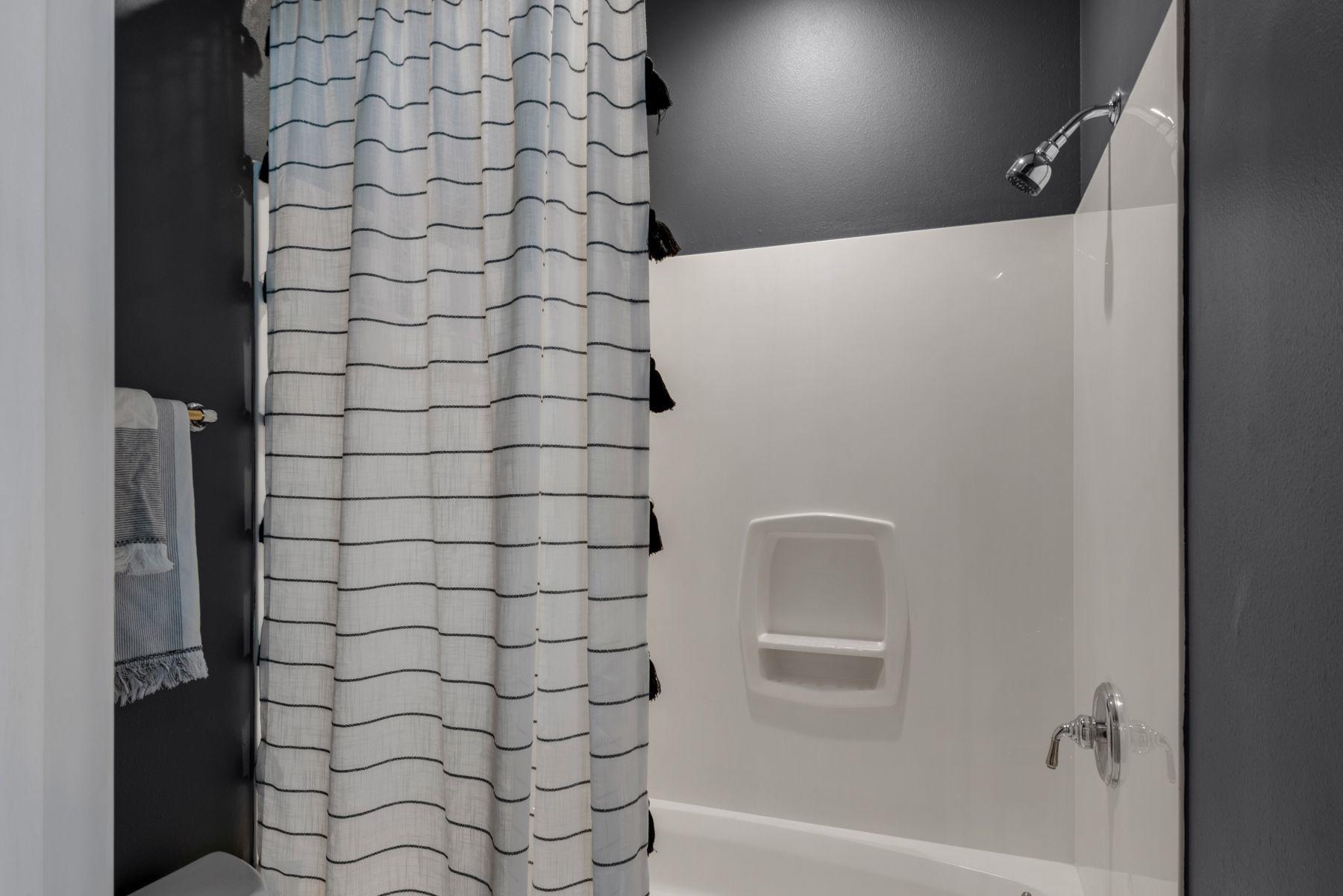 REGATTA BAY PH 1 - Residential