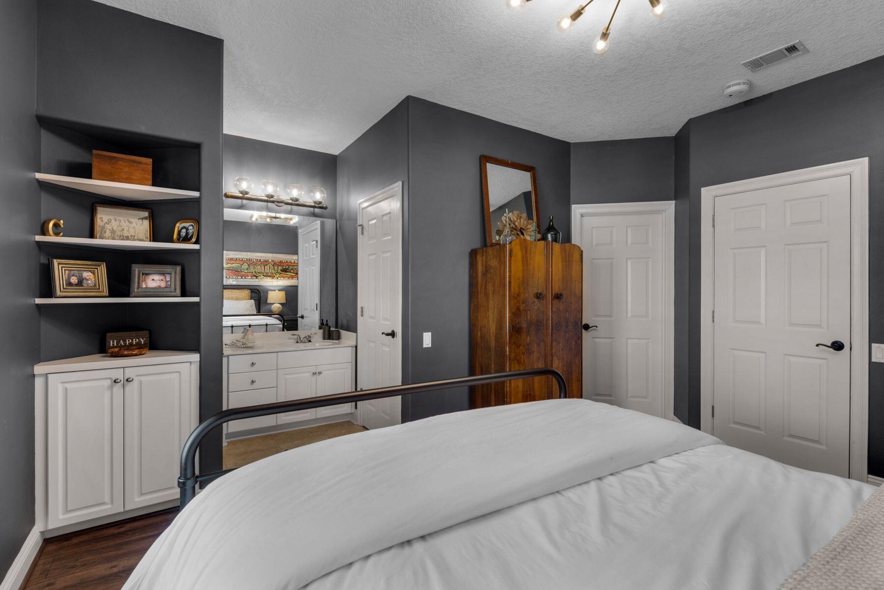 REGATTA BAY PH 1 - Residential