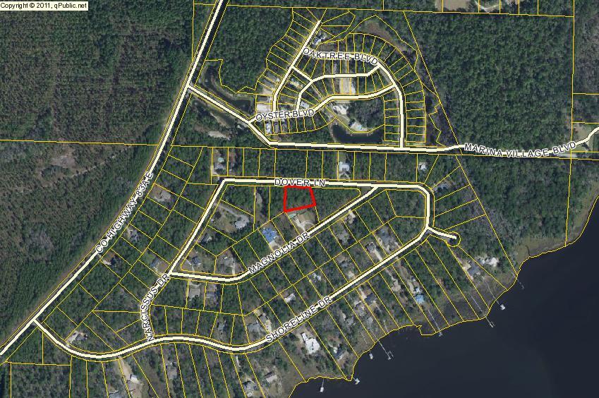 Owner financing available. Great large lot in quiet neighborhood in growing town of Freeport.