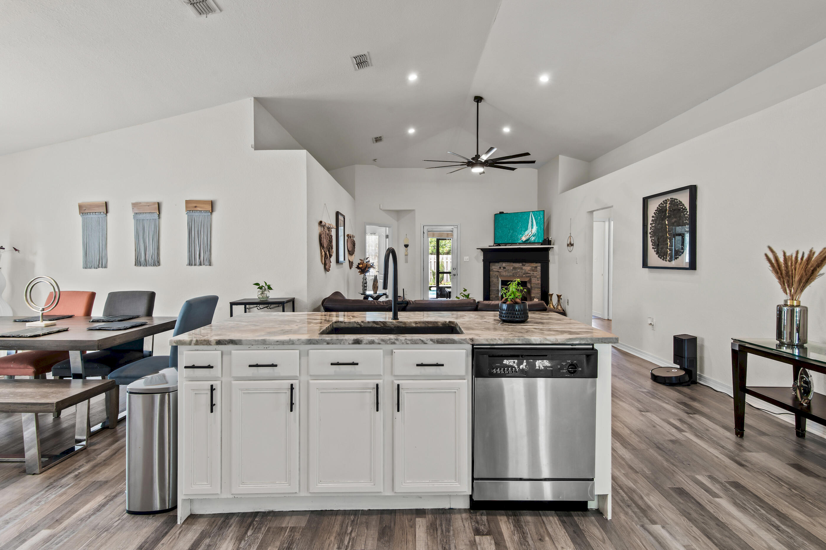 DRIFTWOOD ESTATES - Residential