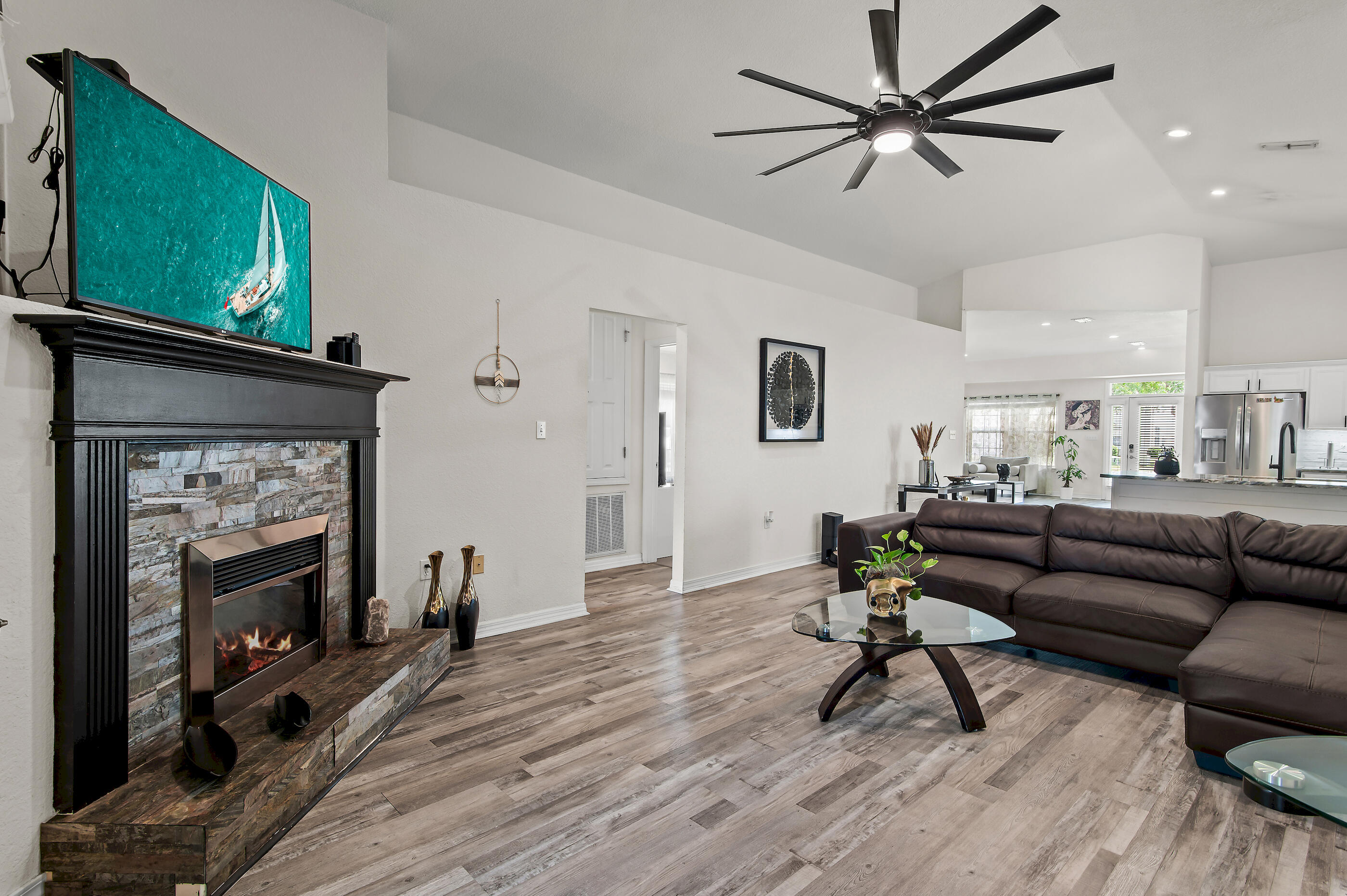 DRIFTWOOD ESTATES - Residential