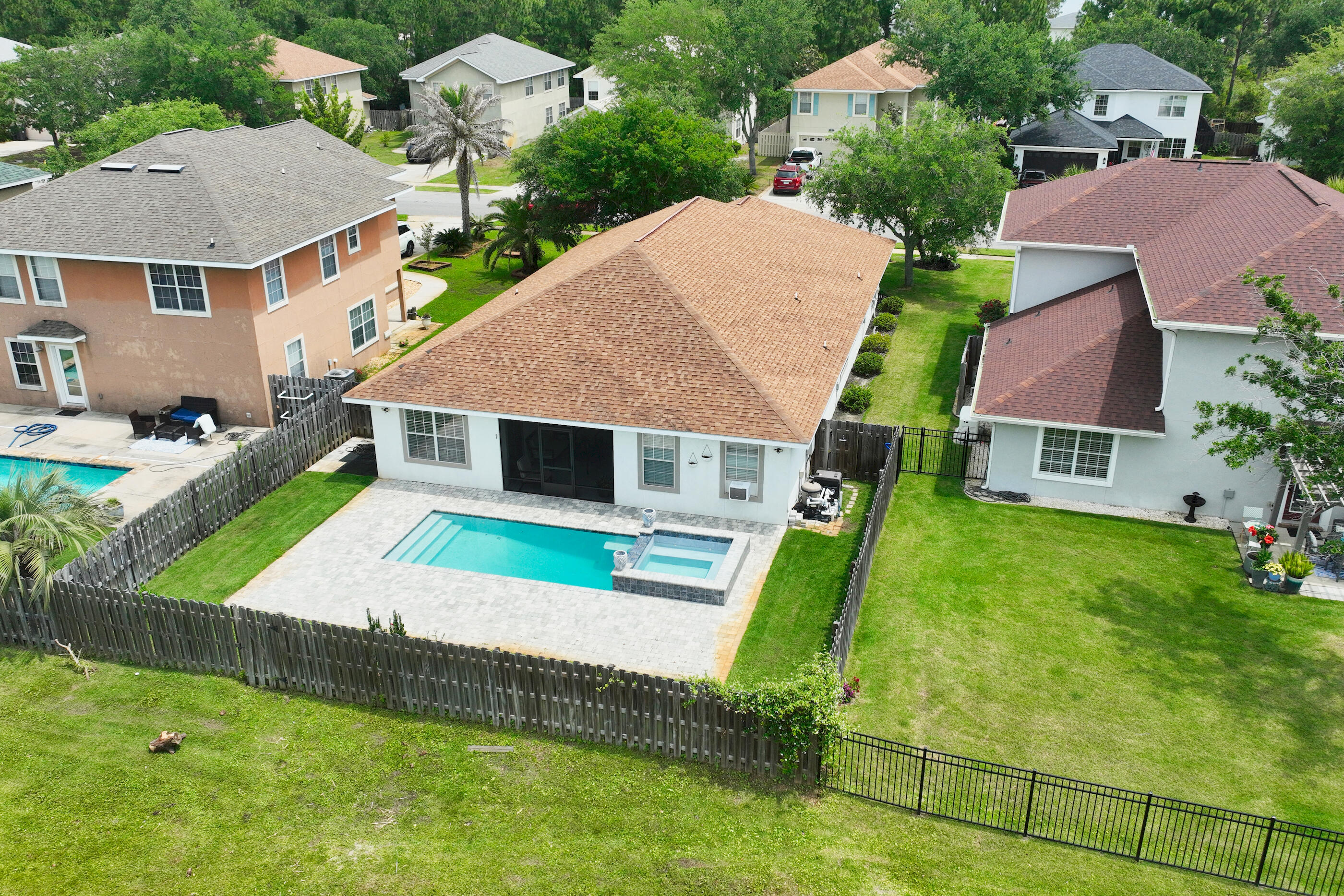 DRIFTWOOD ESTATES - Residential