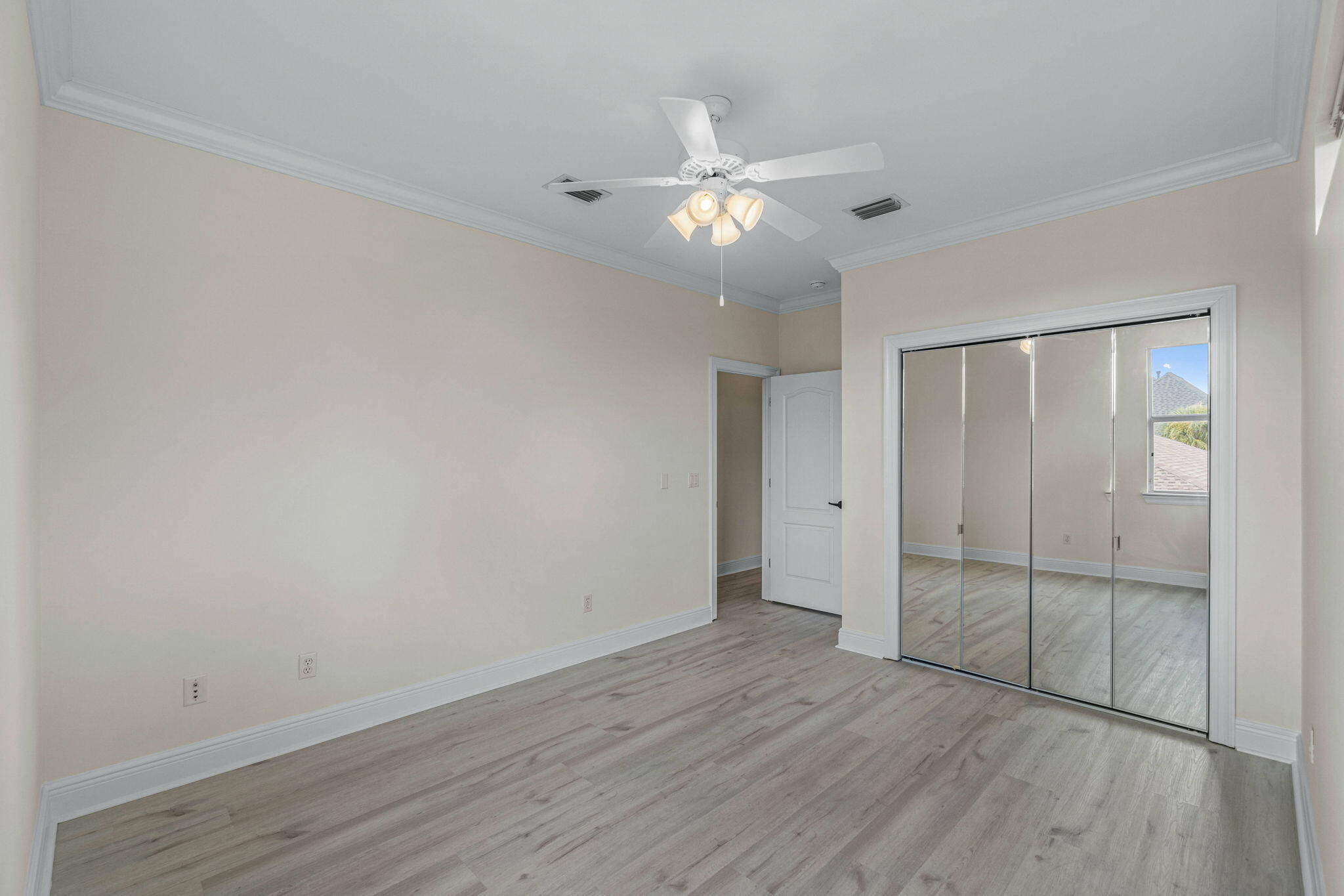 AVALON BEACH ESTATES - Residential