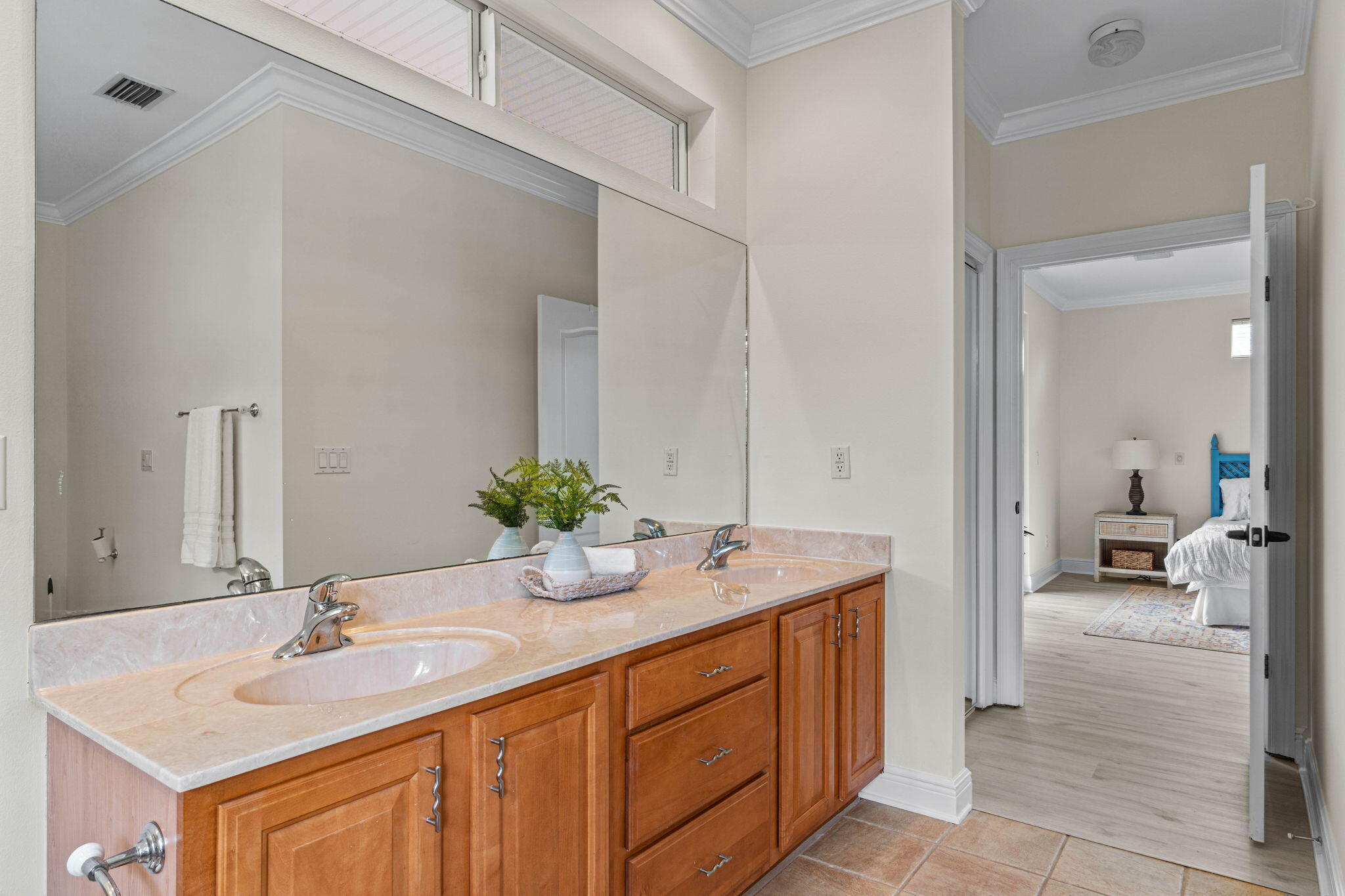 AVALON BEACH ESTATES - Residential