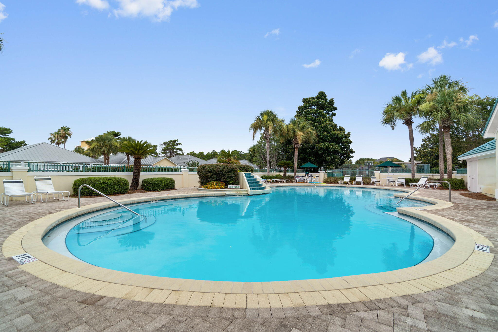 AVALON BEACH ESTATES - Residential