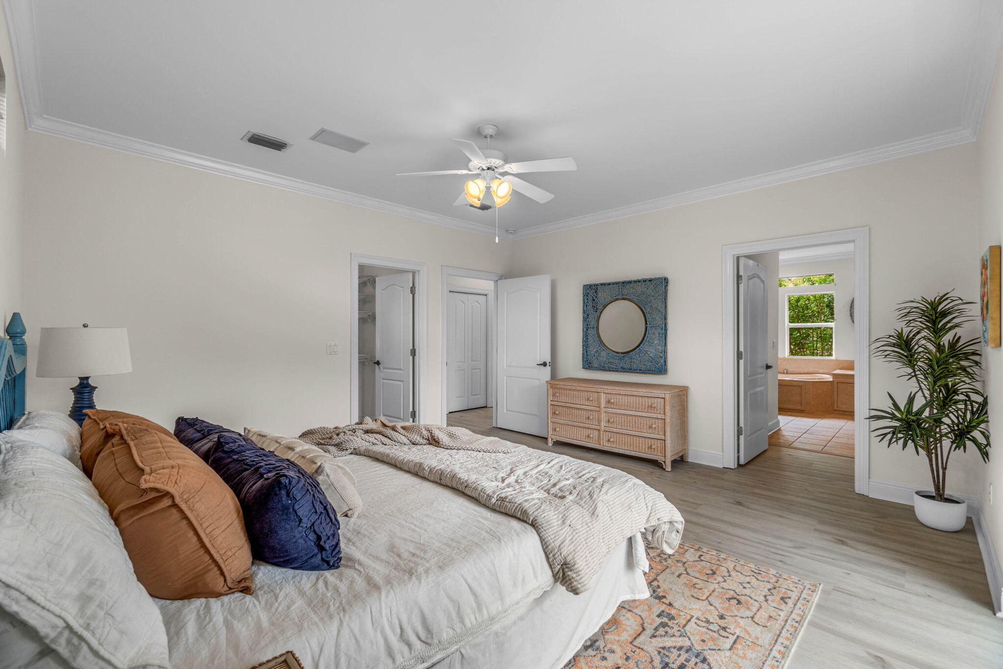 AVALON BEACH ESTATES - Residential