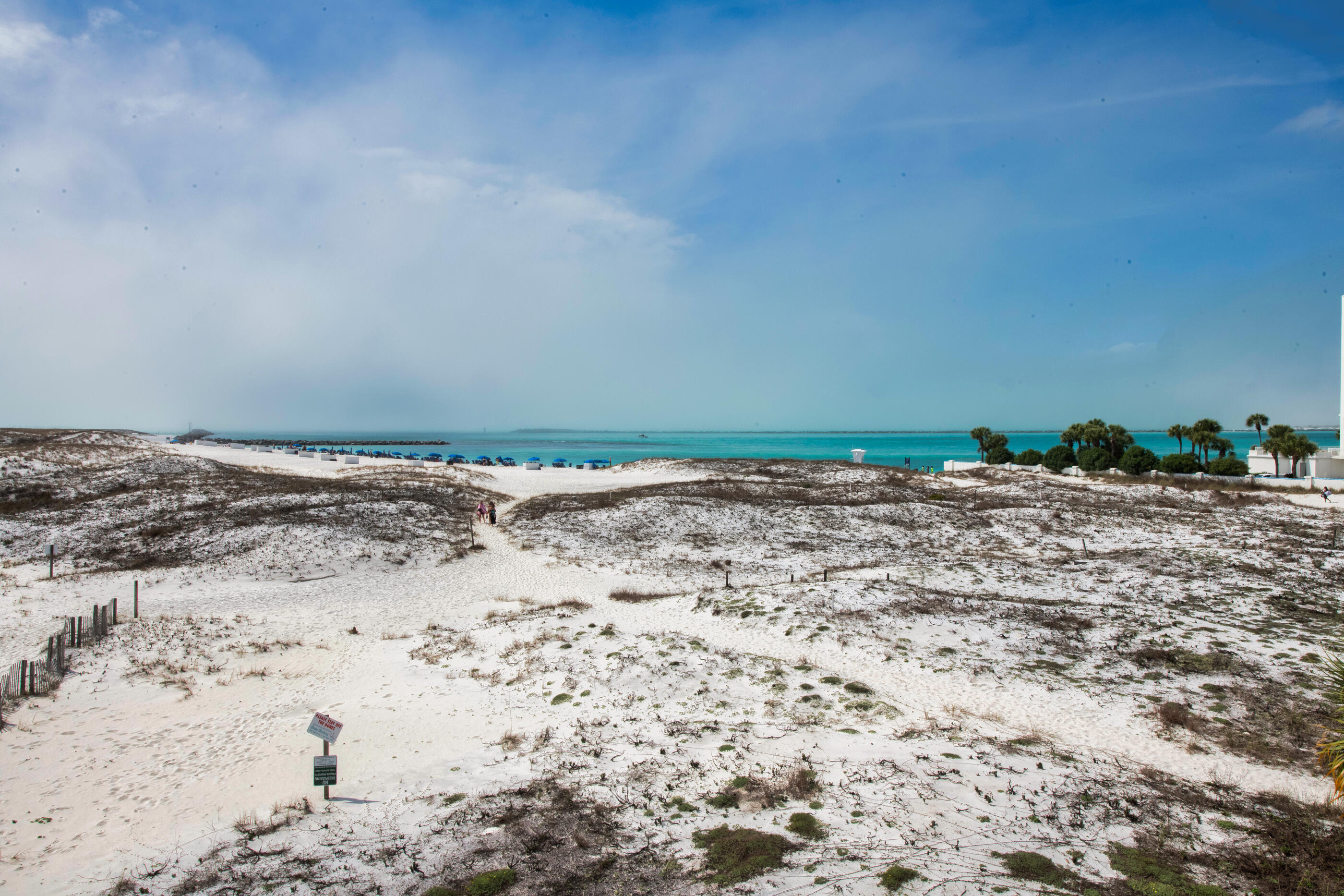 POOLSIDE VILLAS CONDO - Residential
