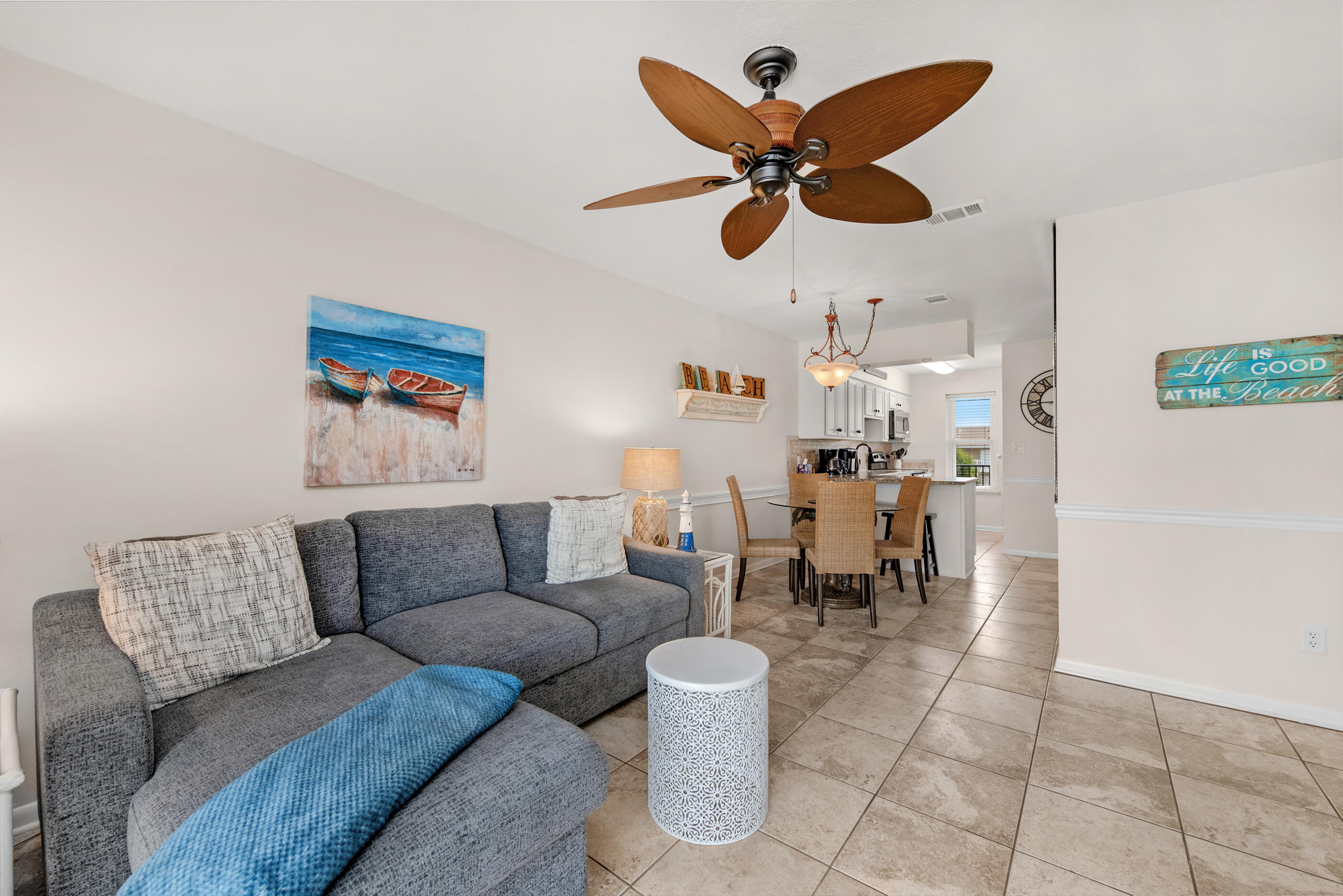 POOLSIDE VILLAS CONDO - Residential