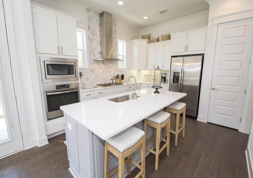 PROMINENCE - Residential