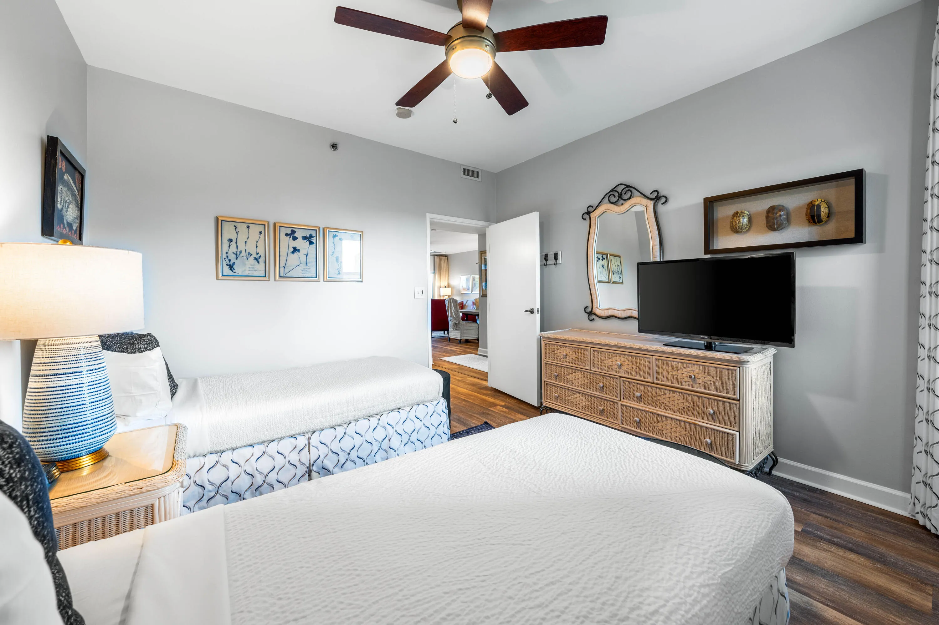 Miramar Beach, Florida 32550, United States, 2 Bedrooms Bedrooms, ,2 BathroomsBathrooms,Residential,Active,5333