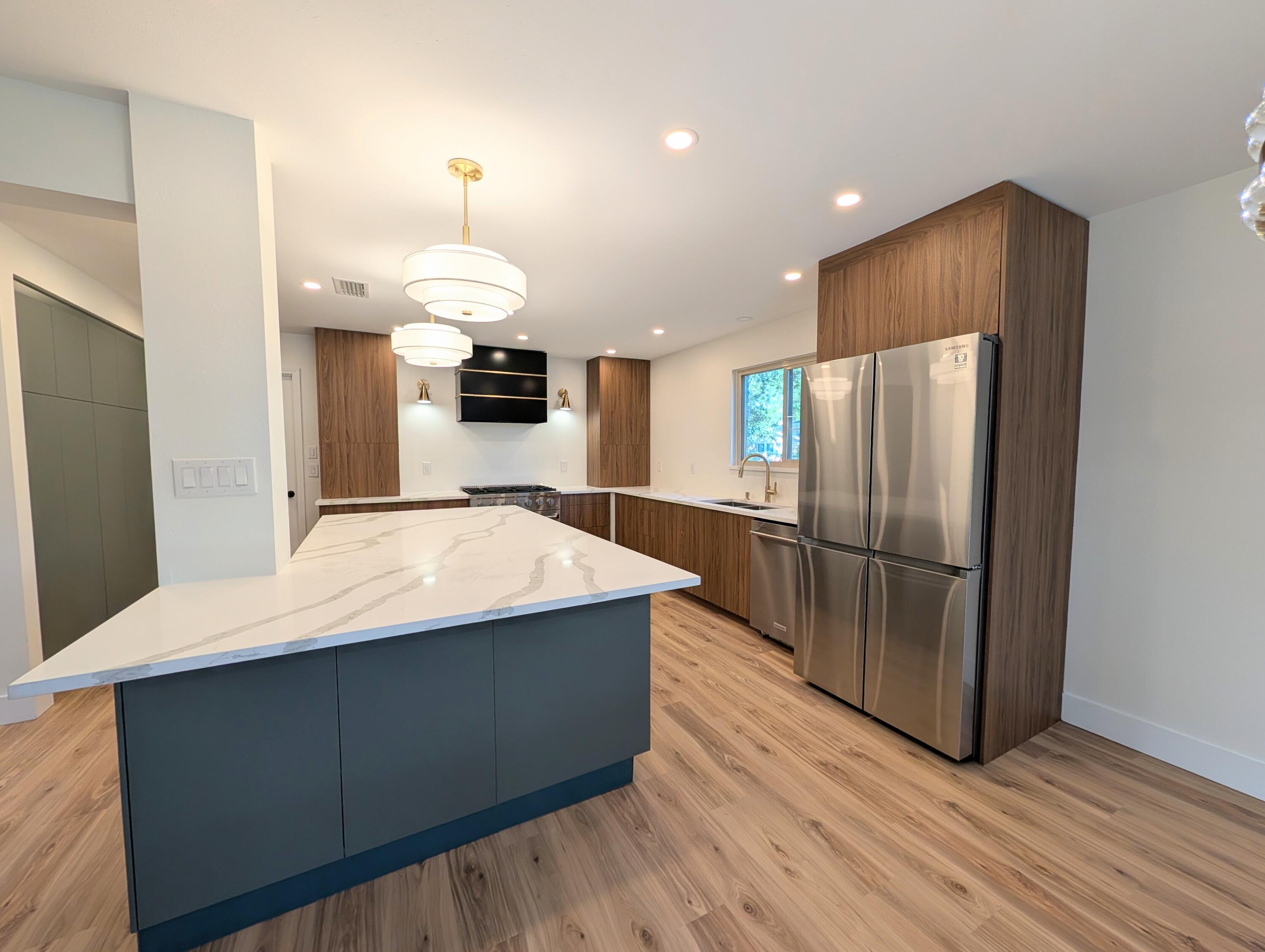 KENWOOD S/D - Residential