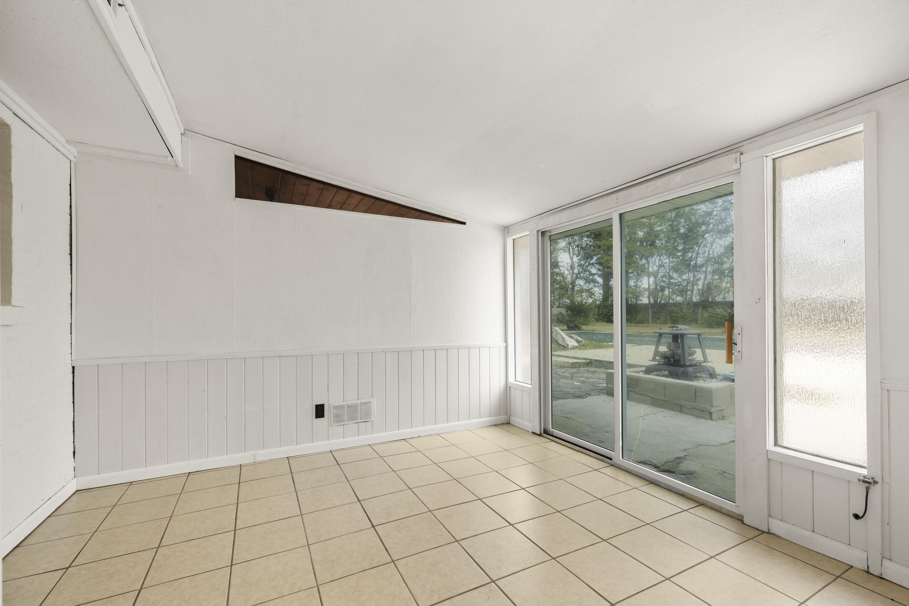 OAKDALE MINI FARMS RESUB BLK 05 - Residential