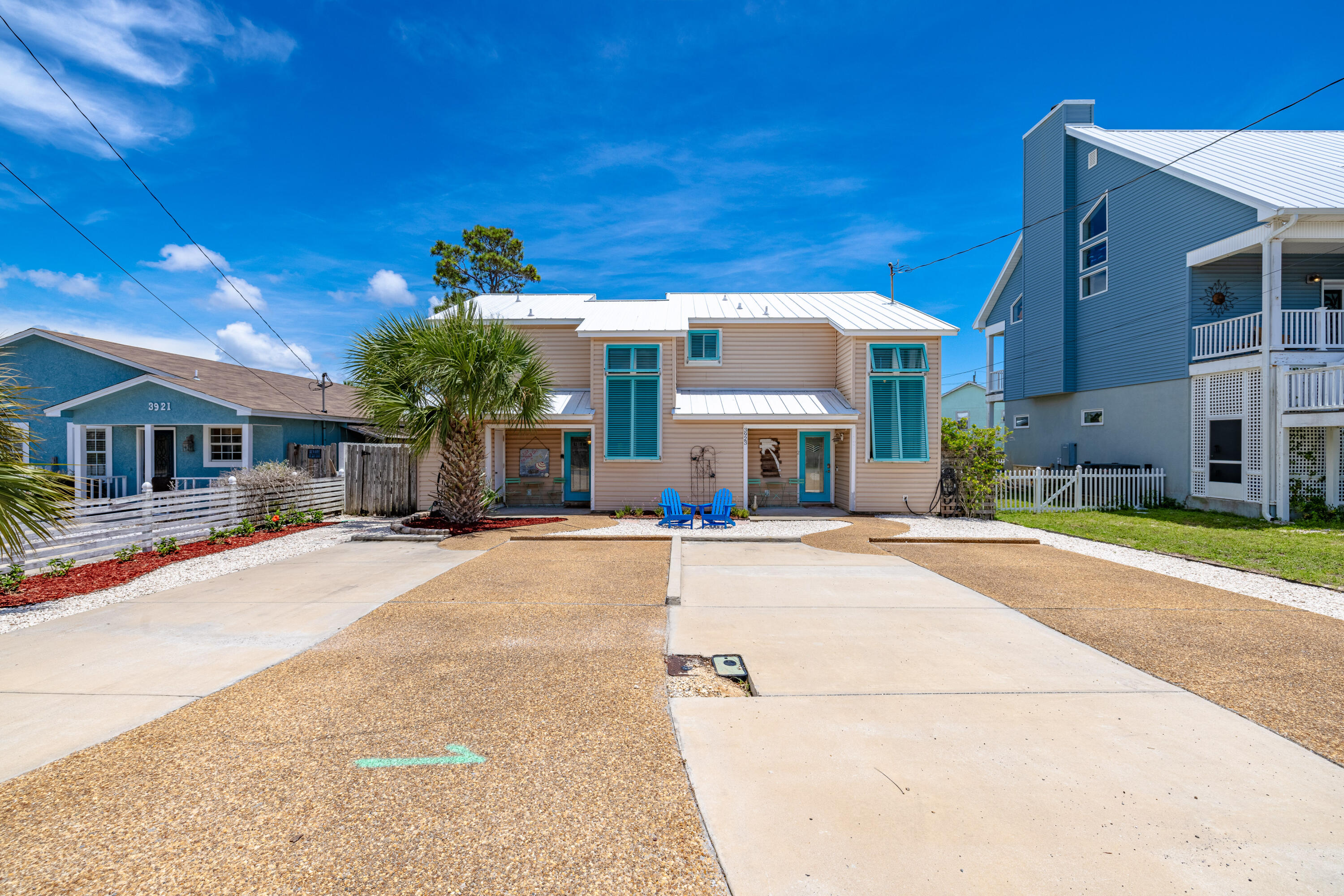 HOLIDAY BEACH UNIT 06 - Residential