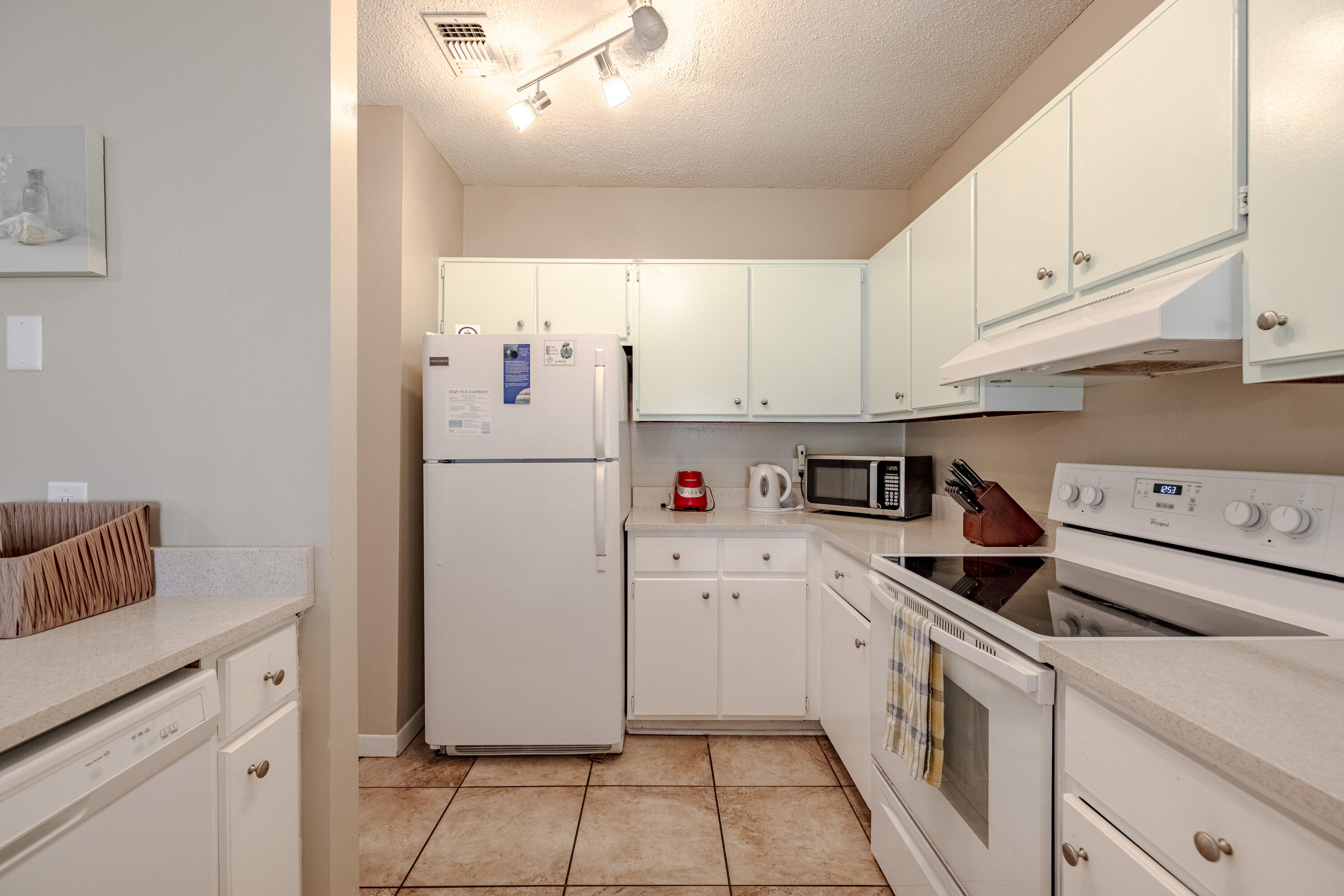HOLIDAY BEACH UNIT 06 - Residential