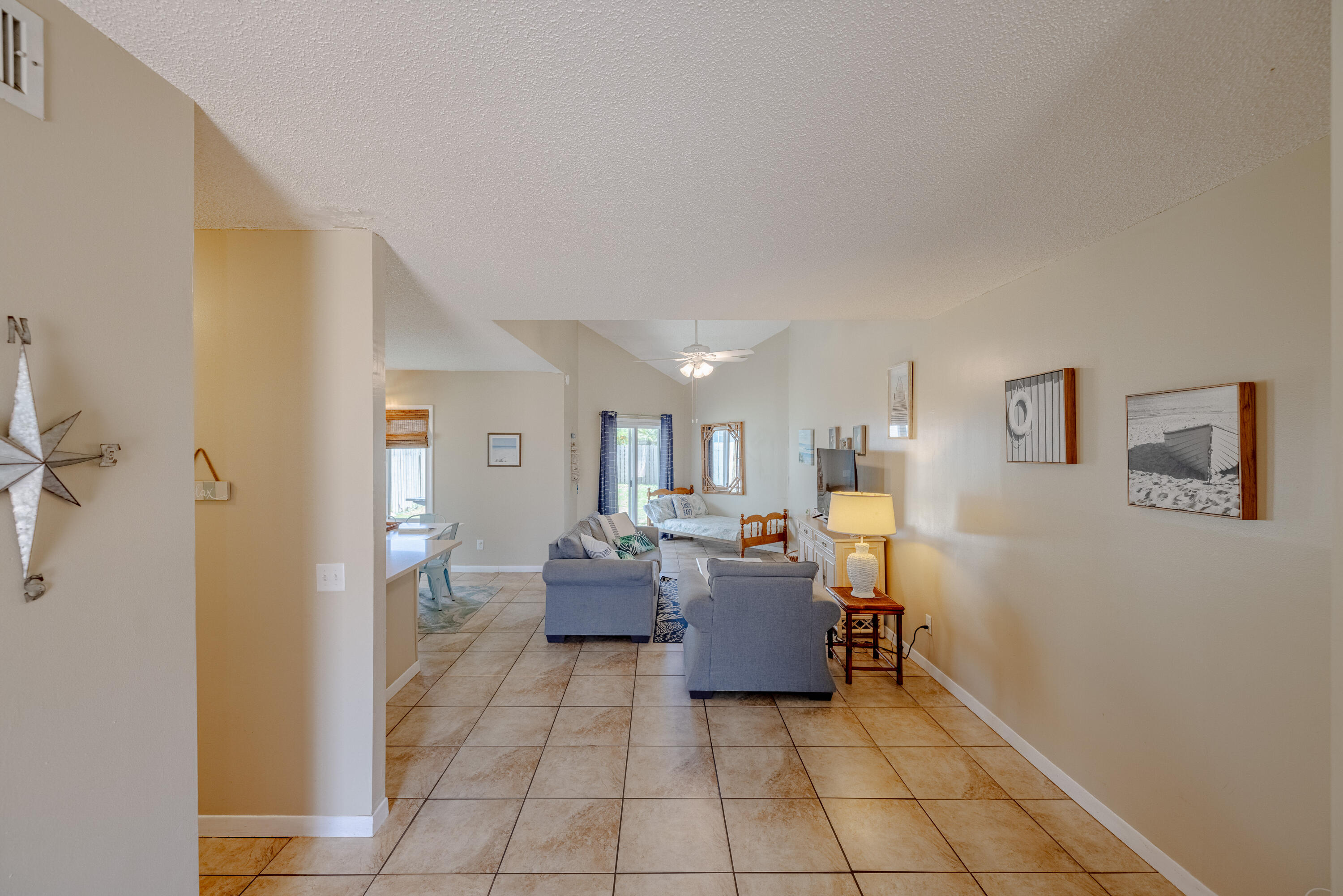 HOLIDAY BEACH UNIT 06 - Residential
