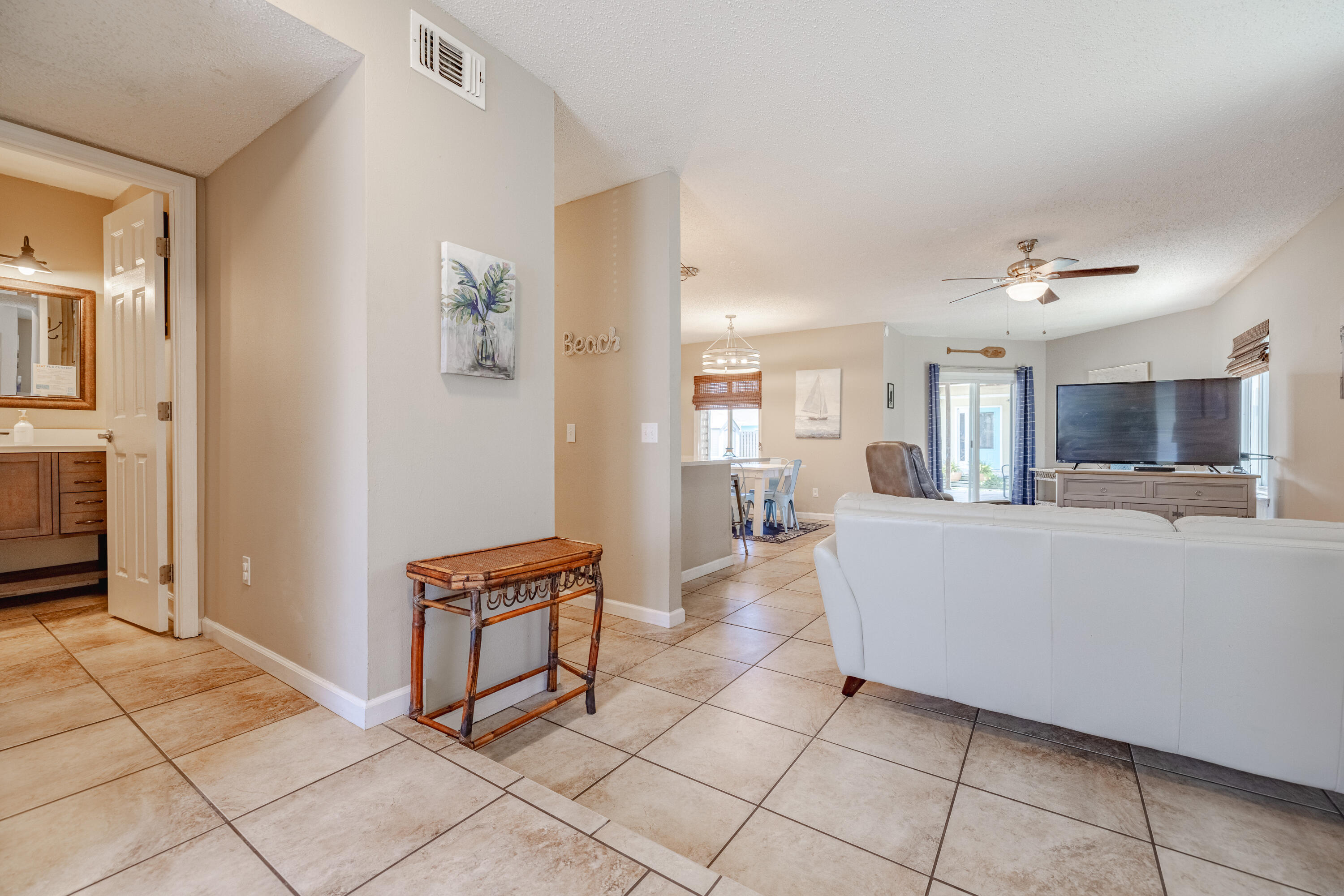 HOLIDAY BEACH UNIT 06 - Residential