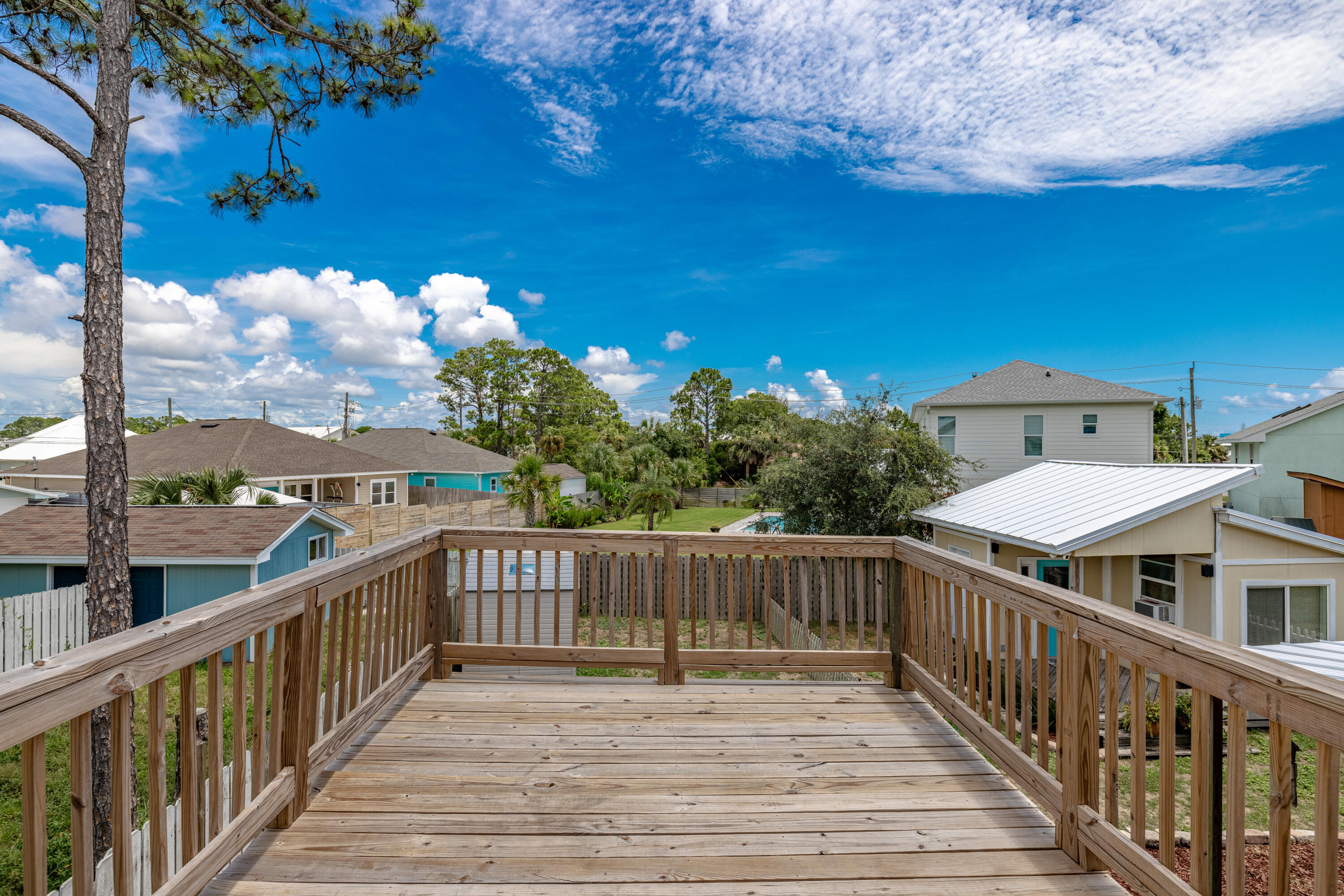 HOLIDAY BEACH UNIT 06 - Residential