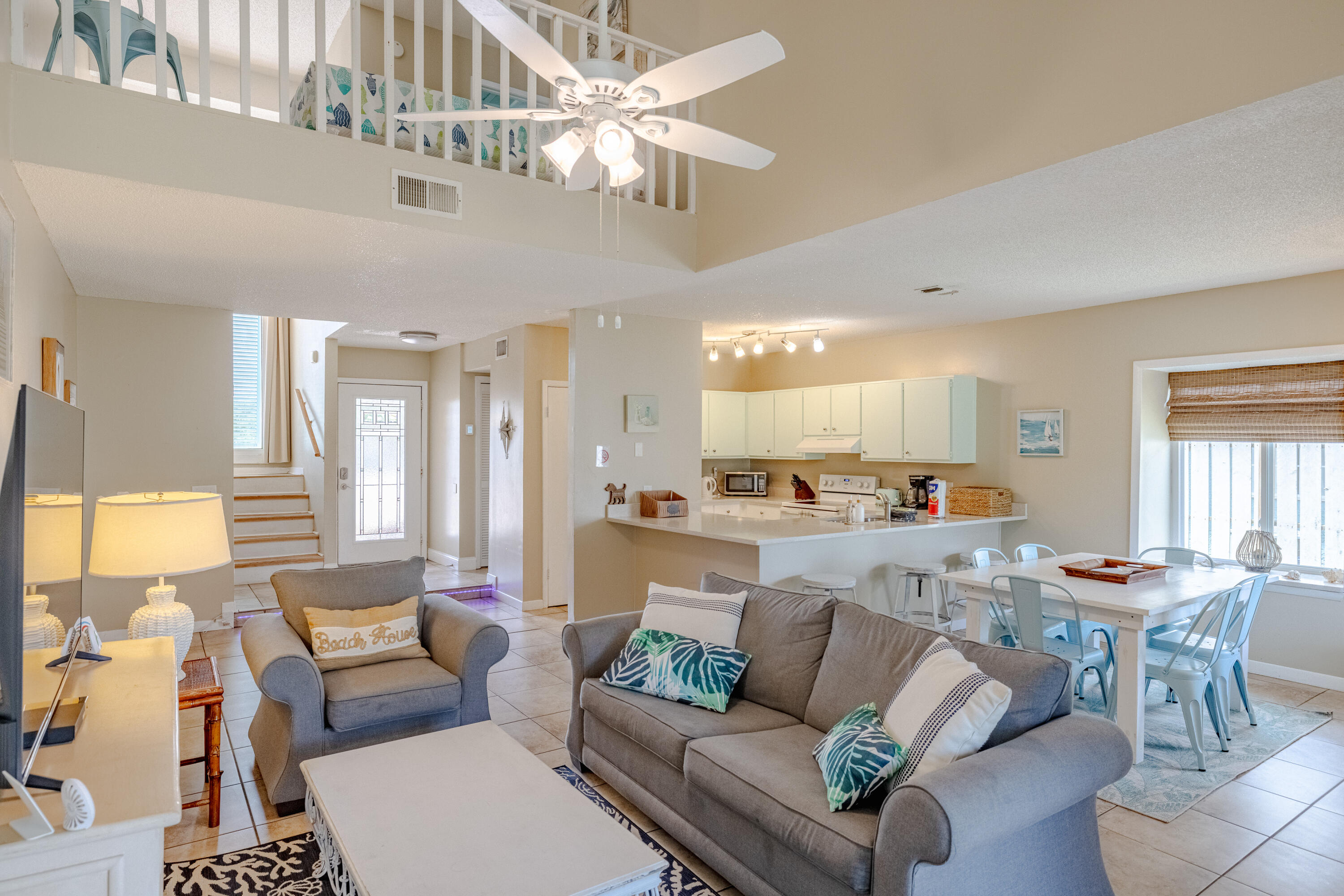 HOLIDAY BEACH UNIT 06 - Residential