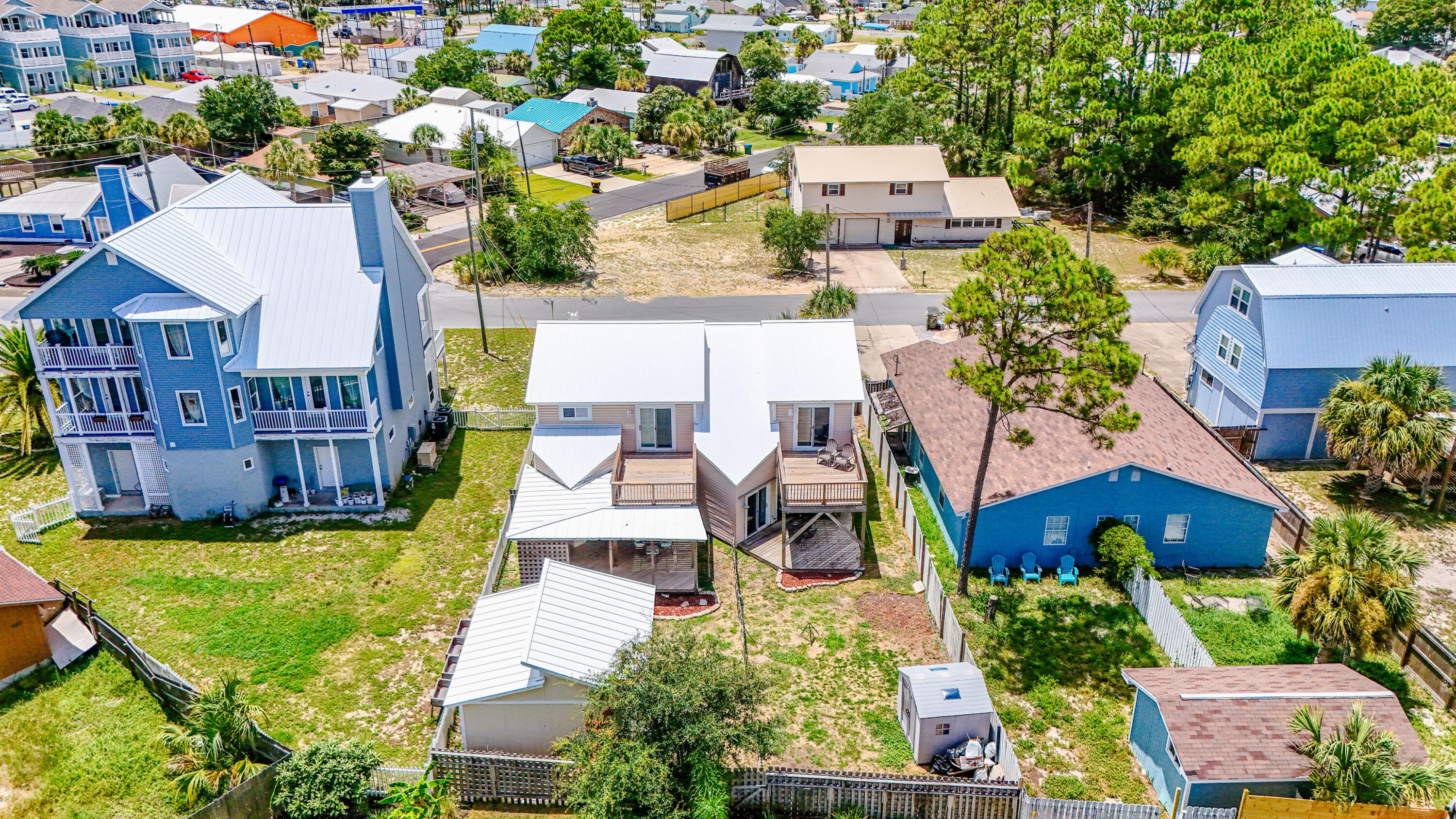 HOLIDAY BEACH UNIT 06 - Residential
