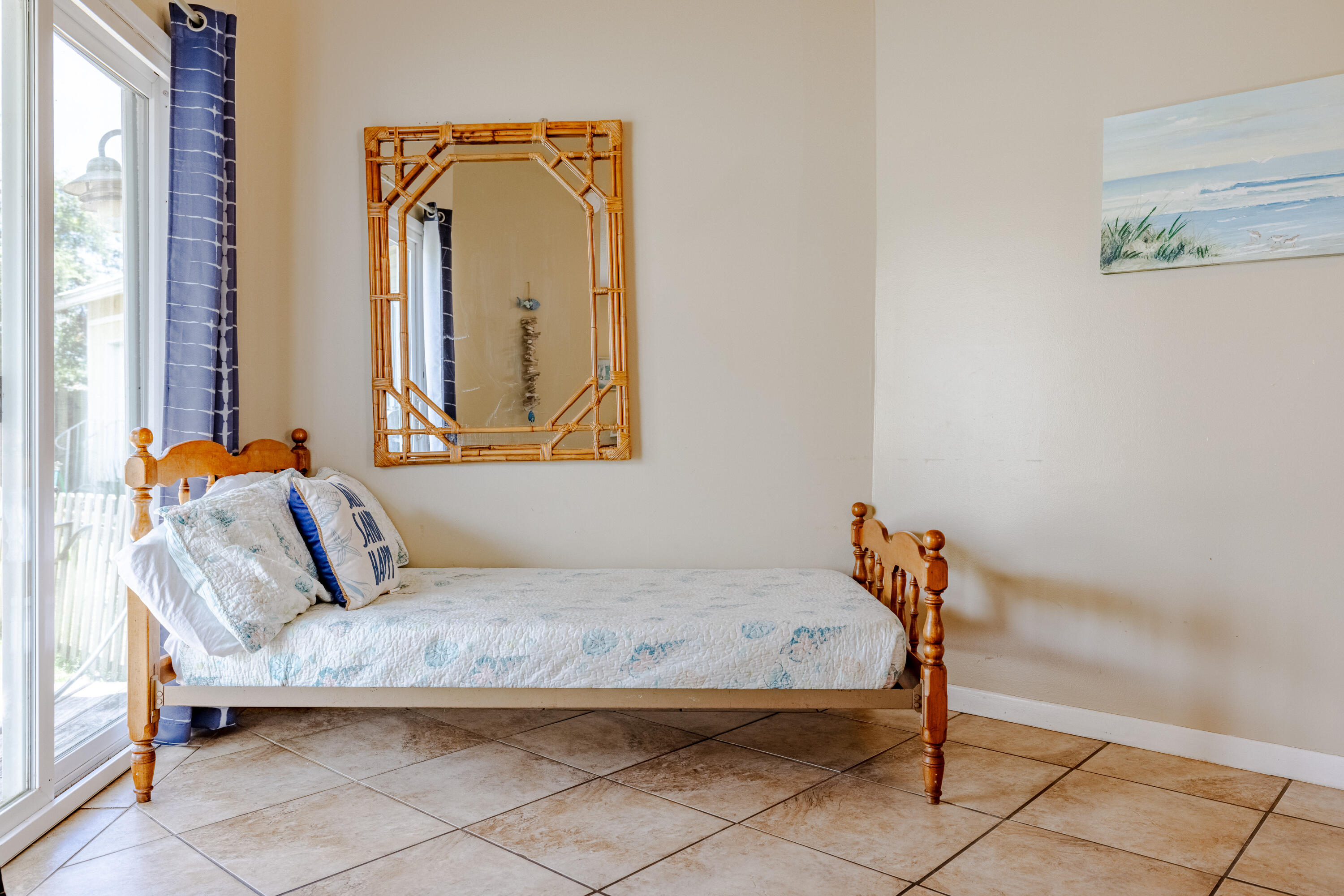 HOLIDAY BEACH UNIT 06 - Residential