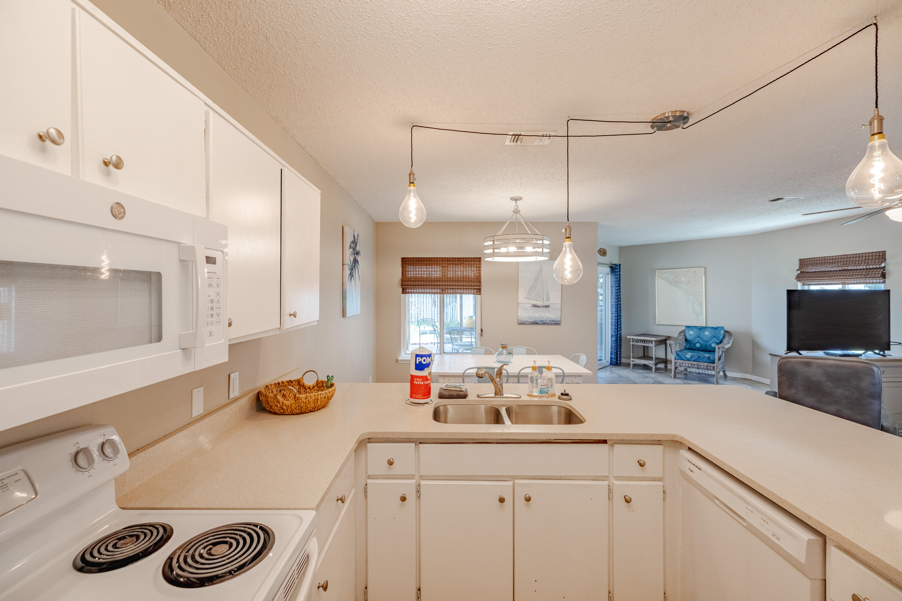 HOLIDAY BEACH UNIT 06 - Residential