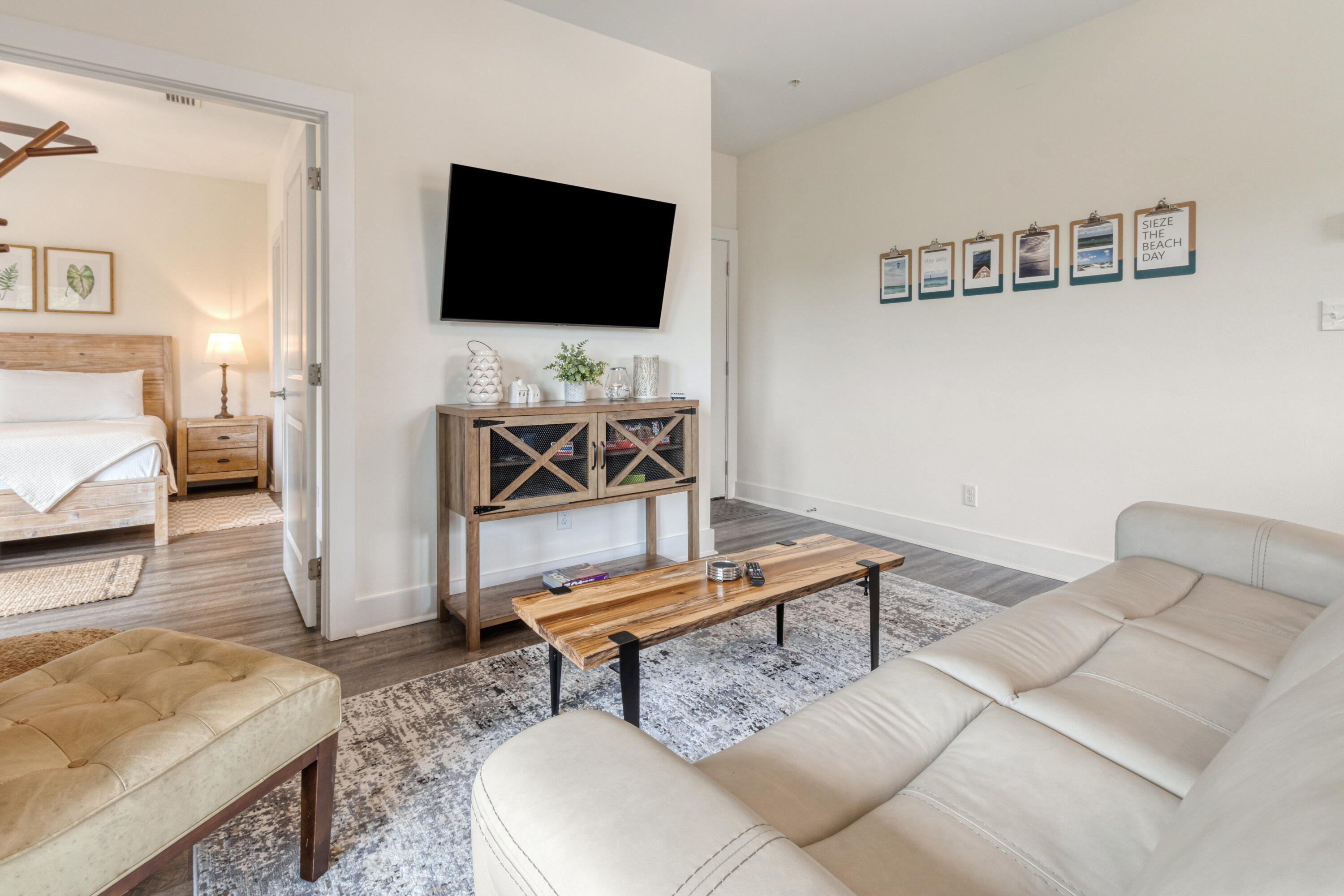 Hidden Lake condominiums - Residential