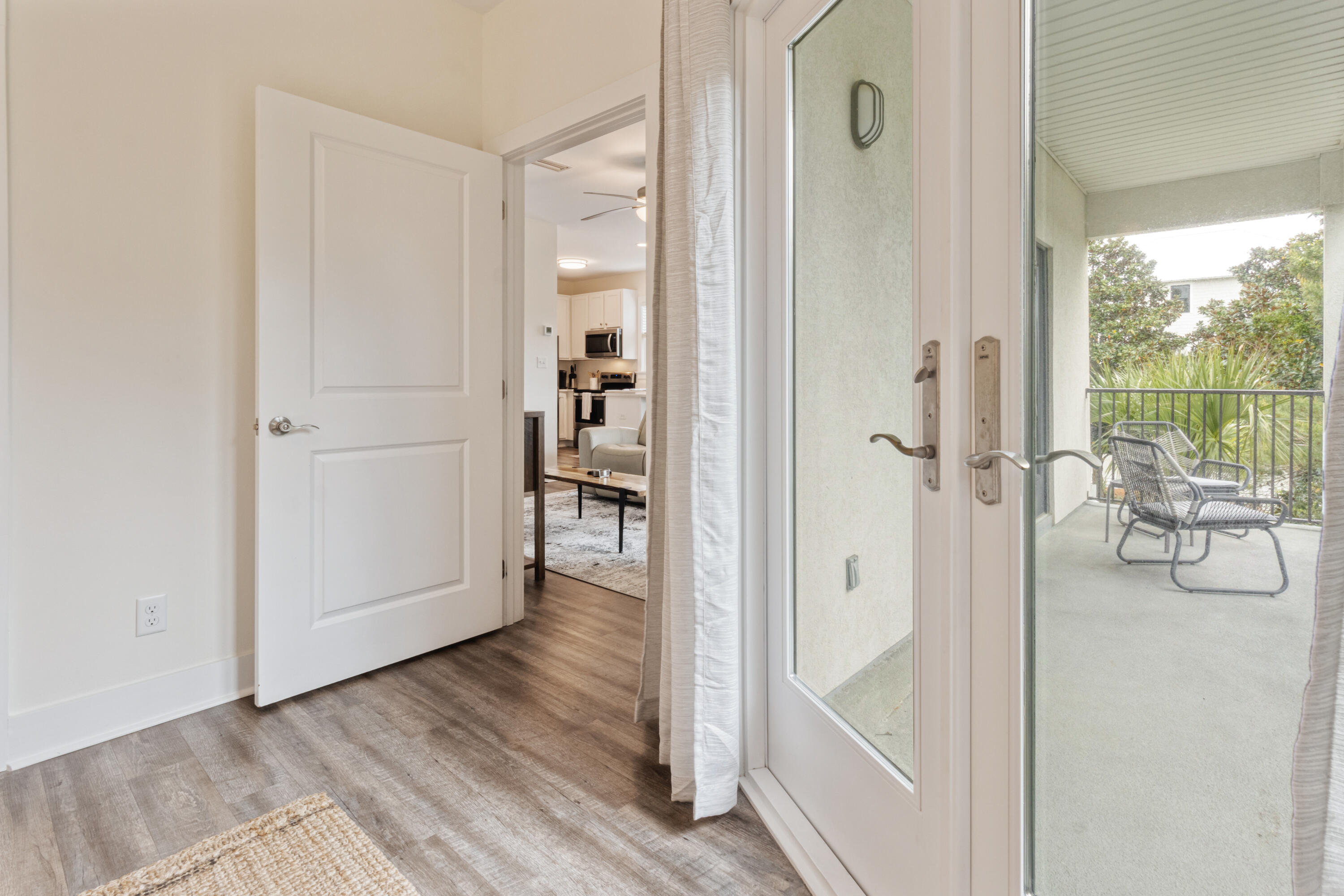 Hidden Lake condominiums - Residential
