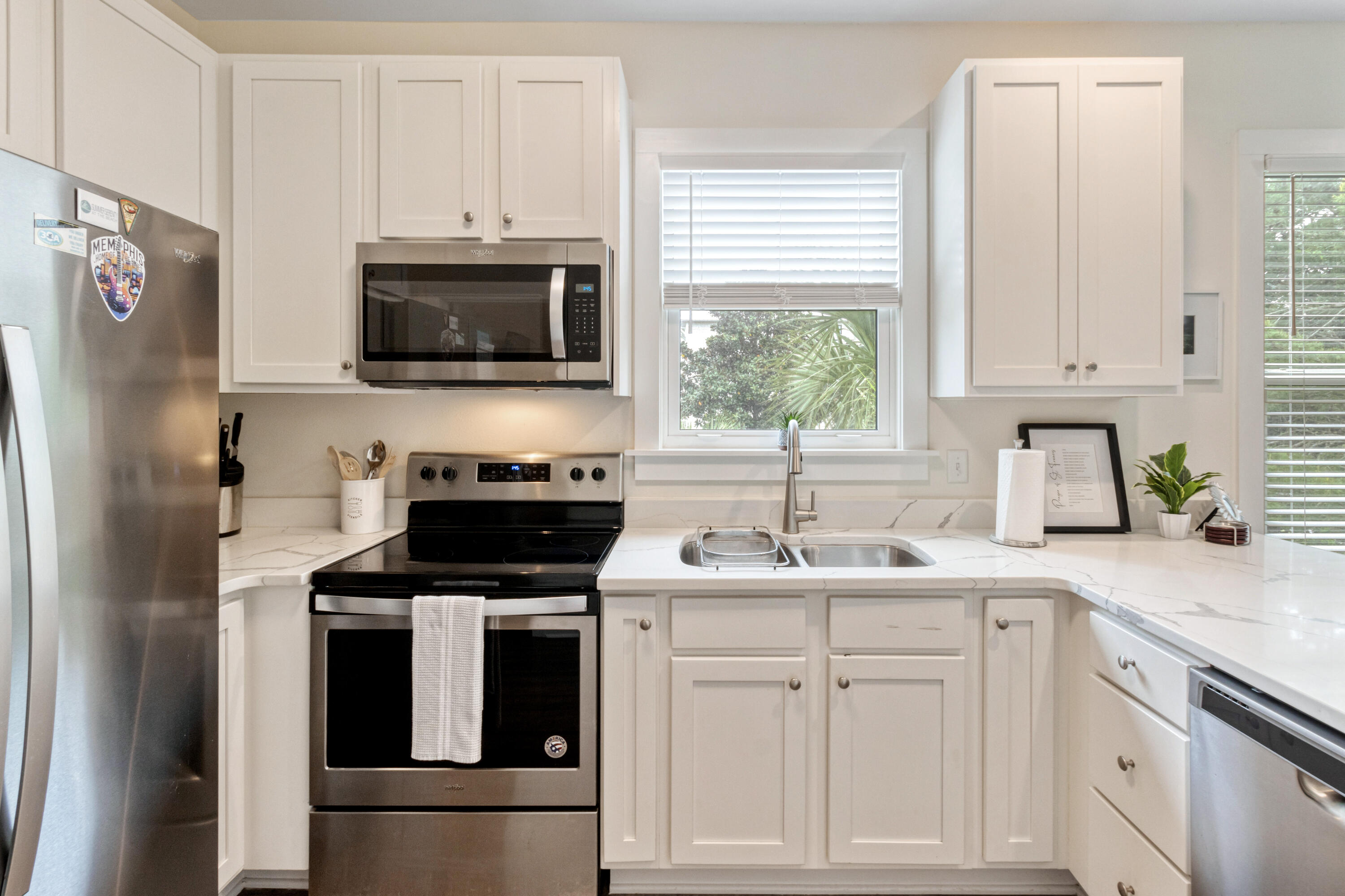 Hidden Lake condominiums - Residential