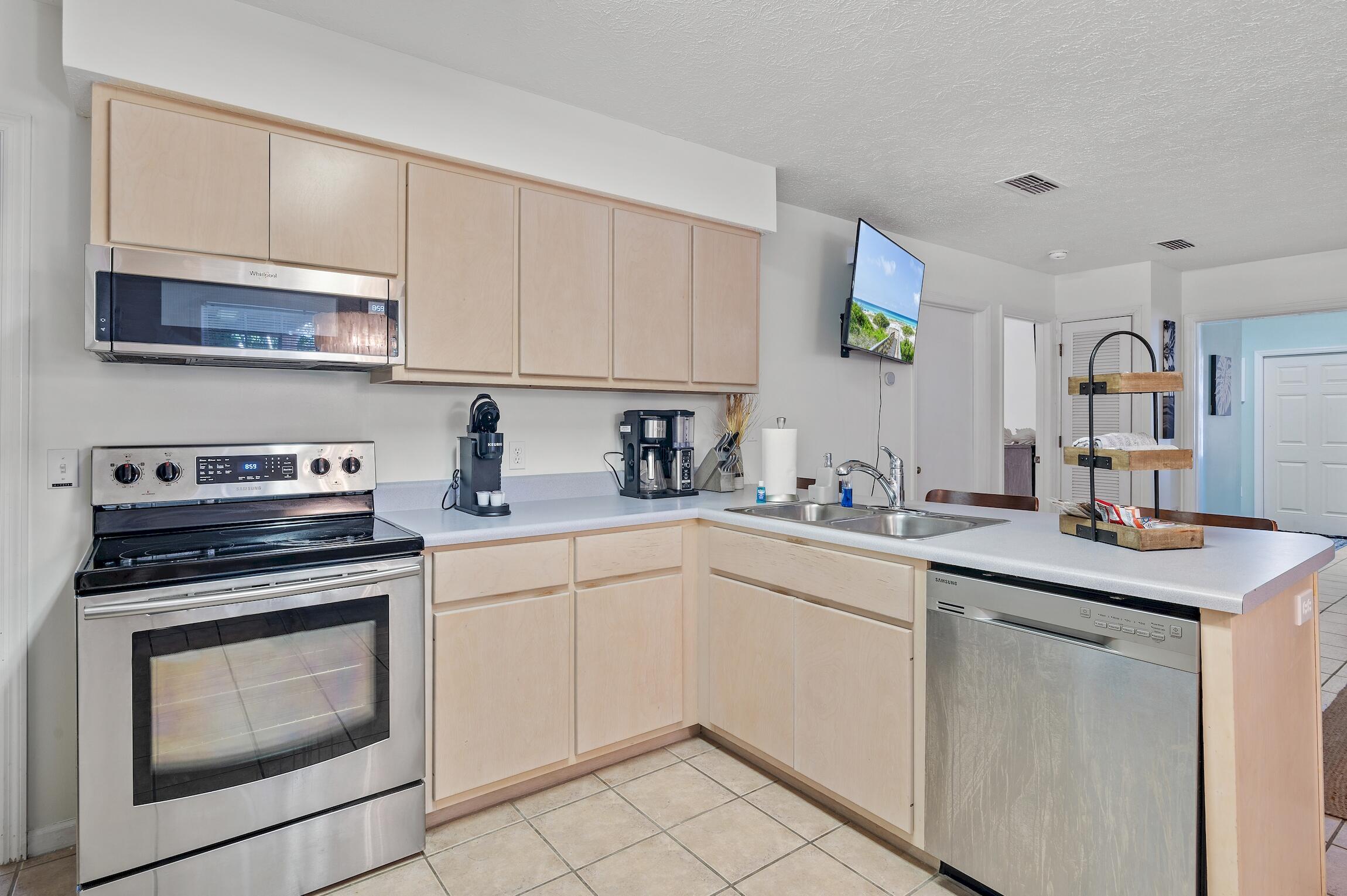 RIVIERA BEACH - Residential Lease