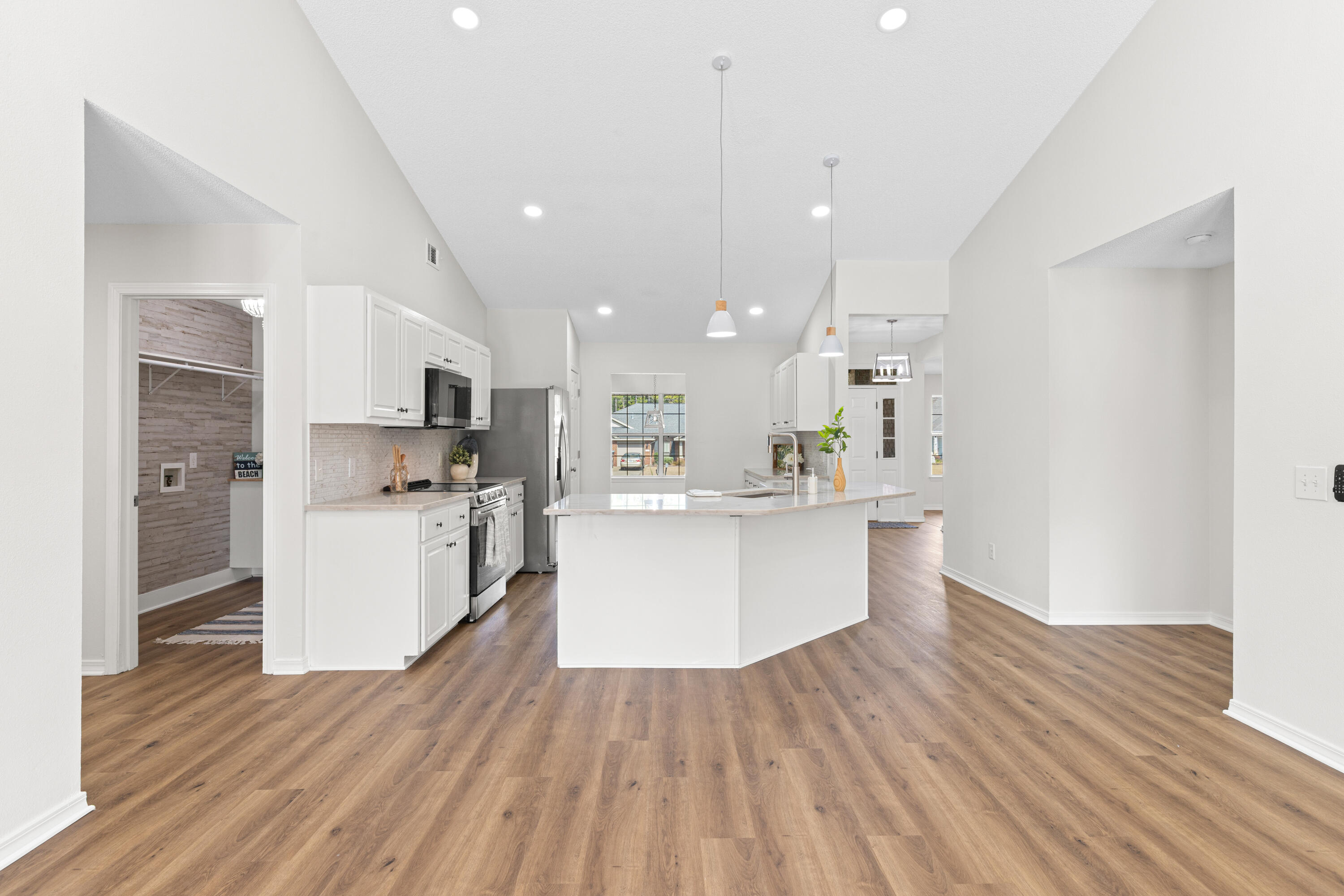 HOLLEY BY THE SEA - Residential