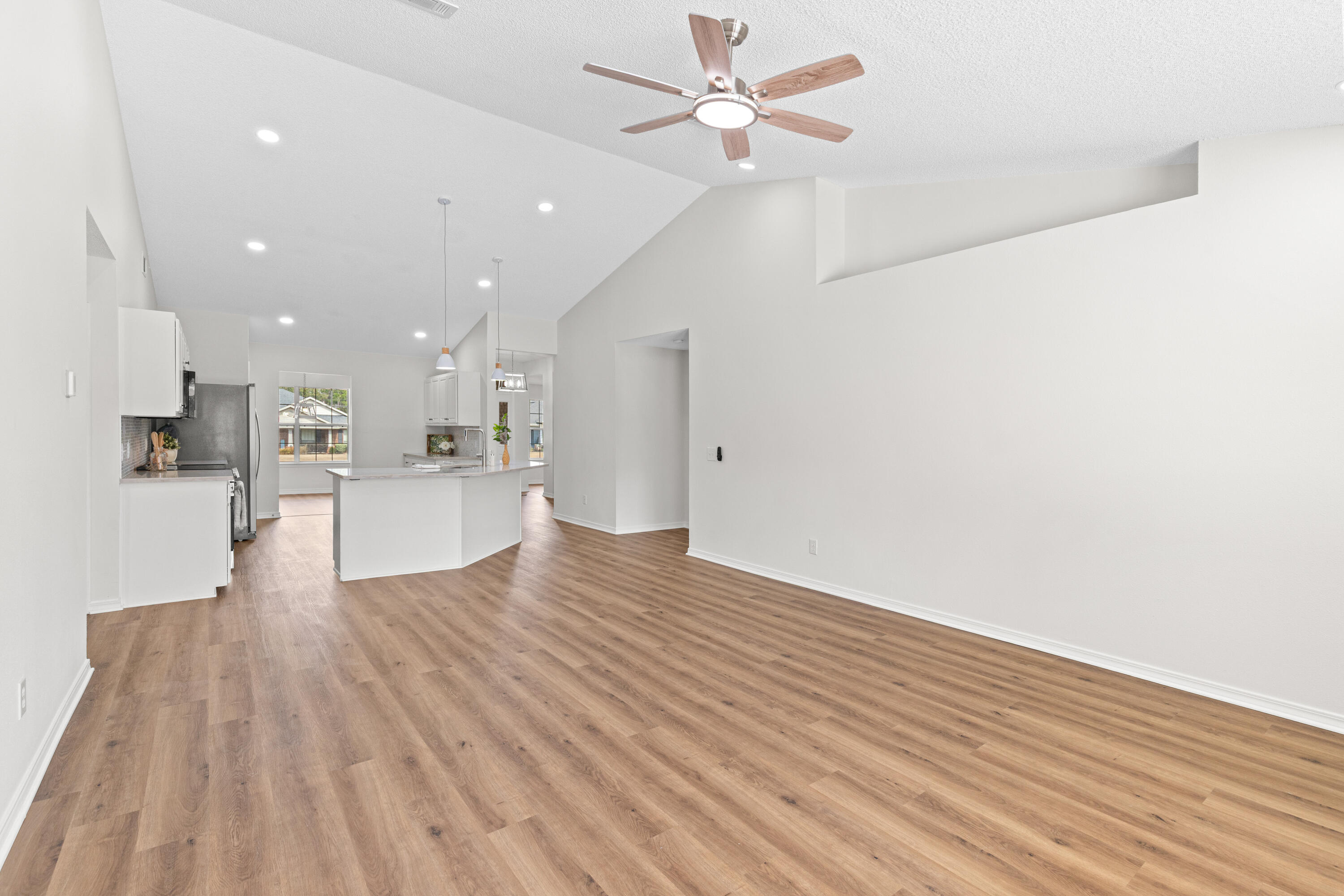 HOLLEY BY THE SEA - Residential