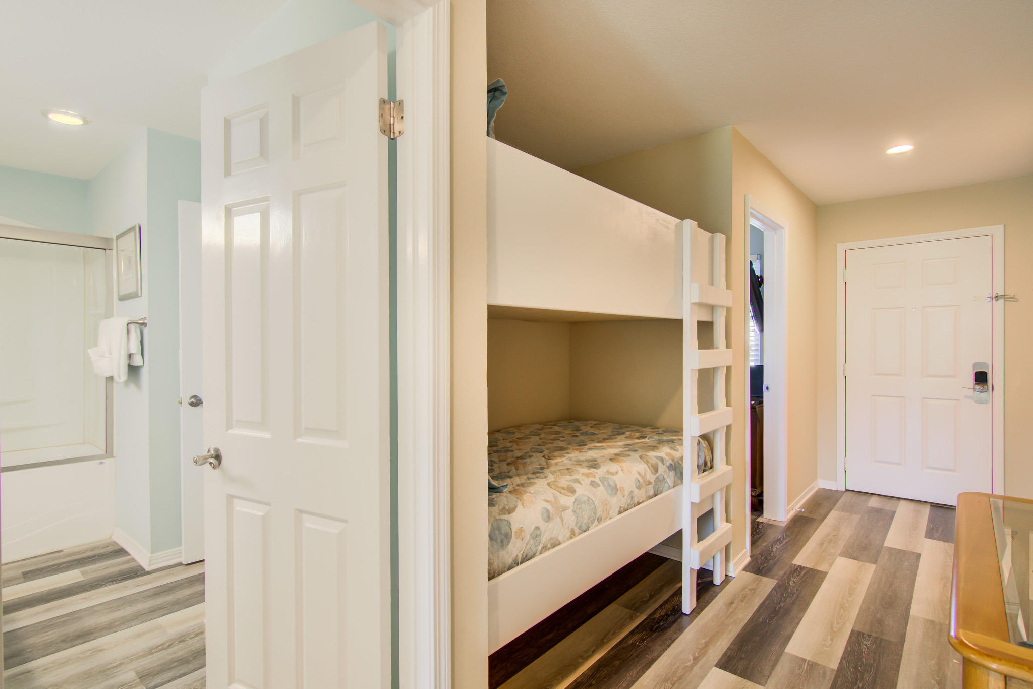 Sea Cove - Residential