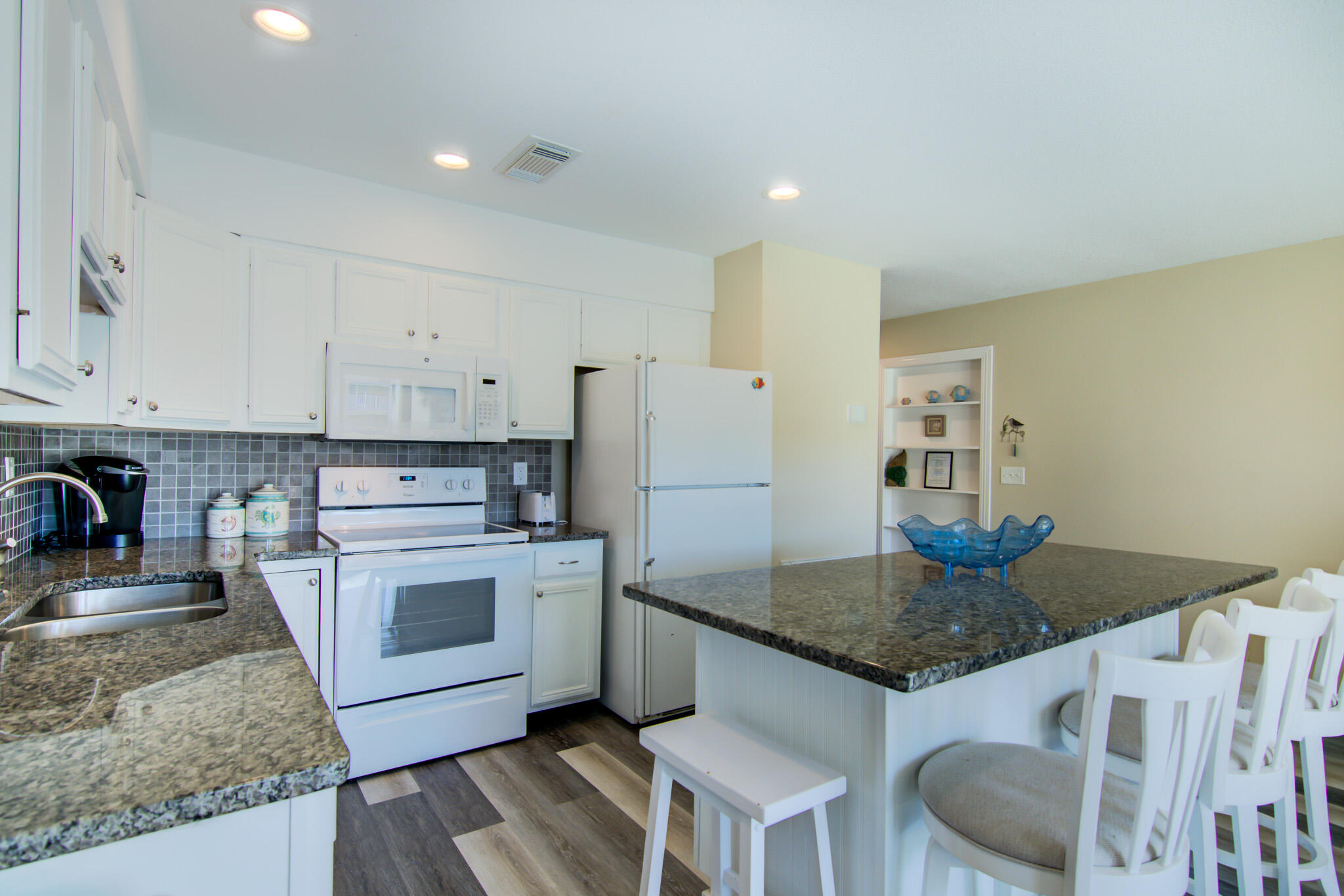 Sea Cove - Residential