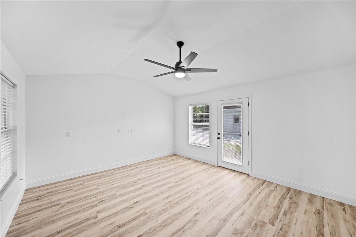 COUNTRY CLUB ESTATES 1ST ADDN - Residential