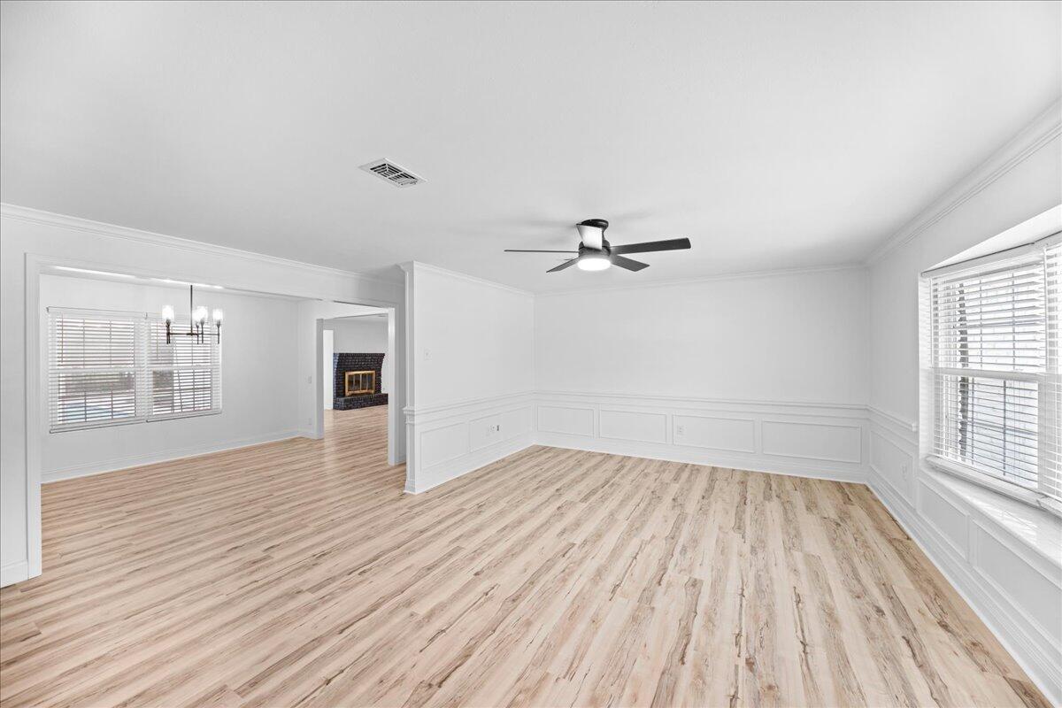 COUNTRY CLUB ESTATES 1ST ADDN - Residential