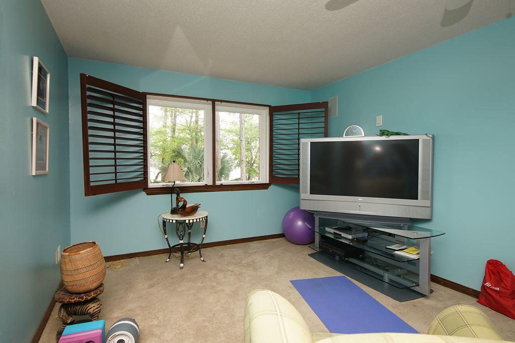 EDGEWATER VILLAGE - Residential