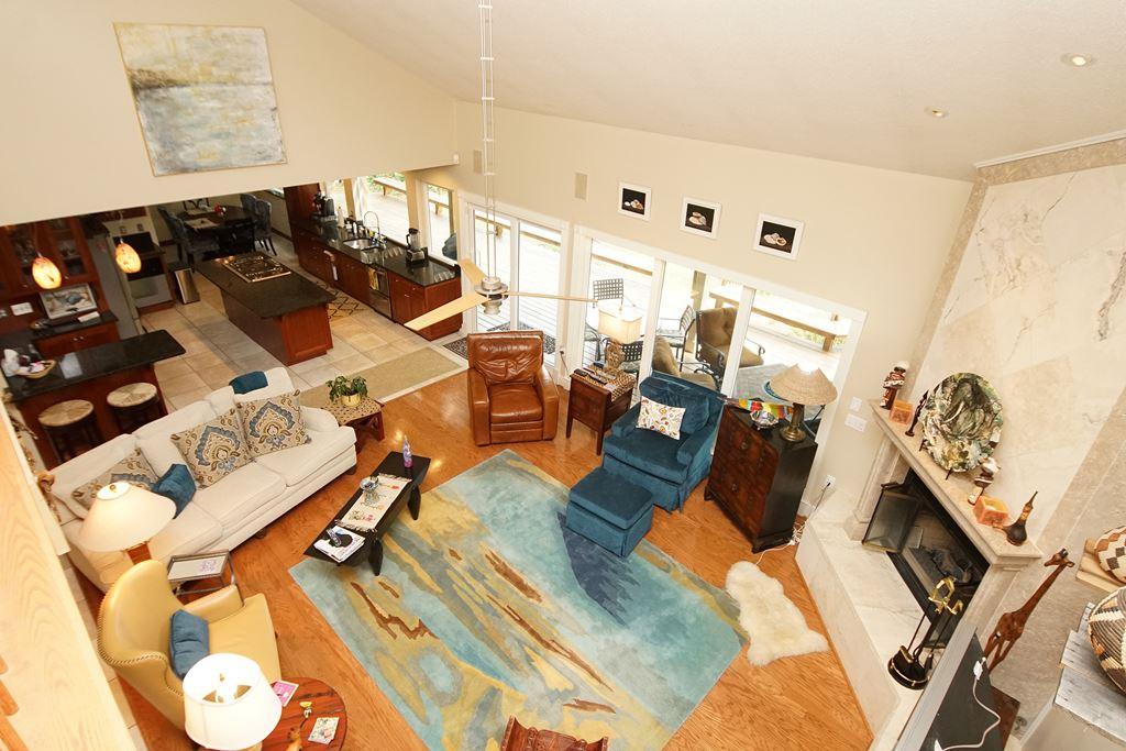 EDGEWATER VILLAGE - Residential