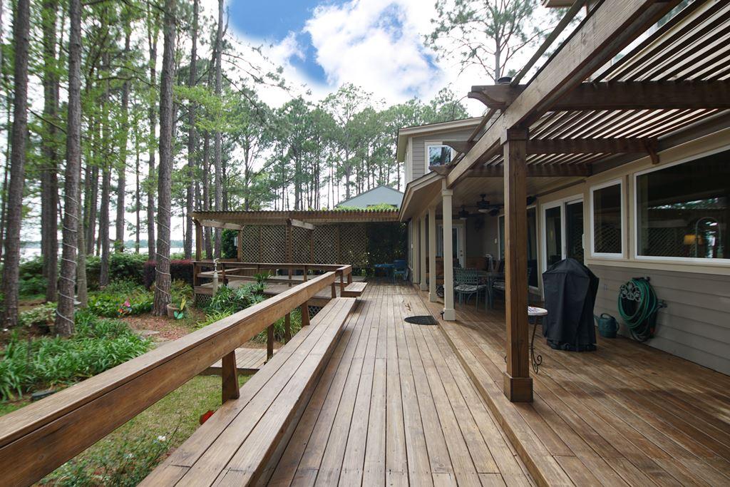 EDGEWATER VILLAGE - Residential