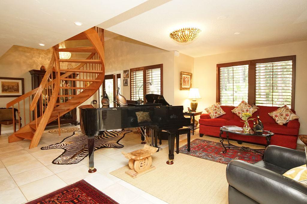 EDGEWATER VILLAGE - Residential