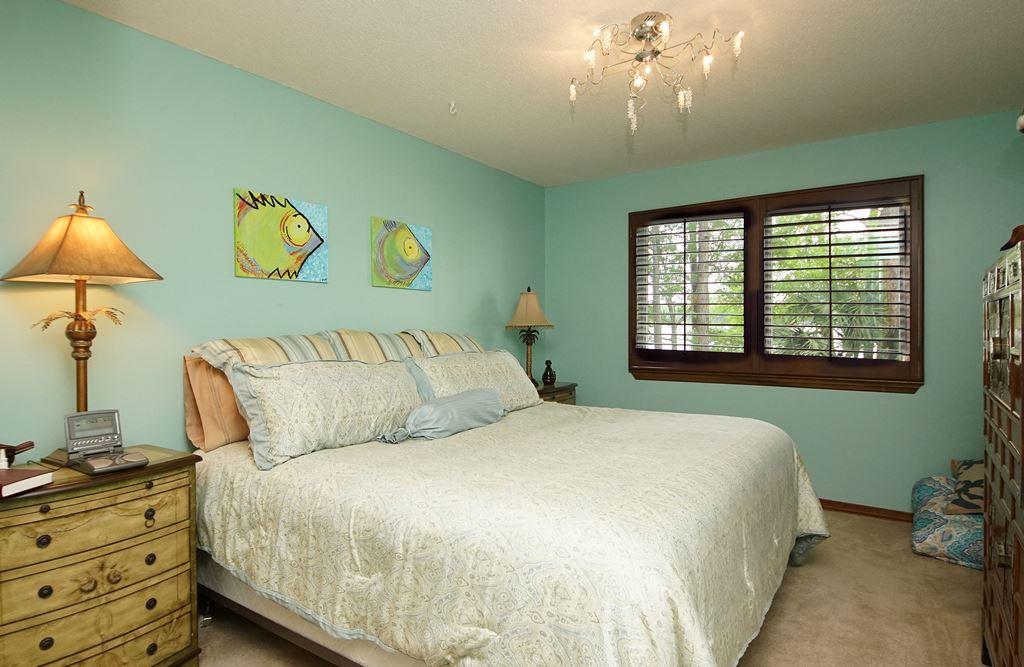 EDGEWATER VILLAGE - Residential