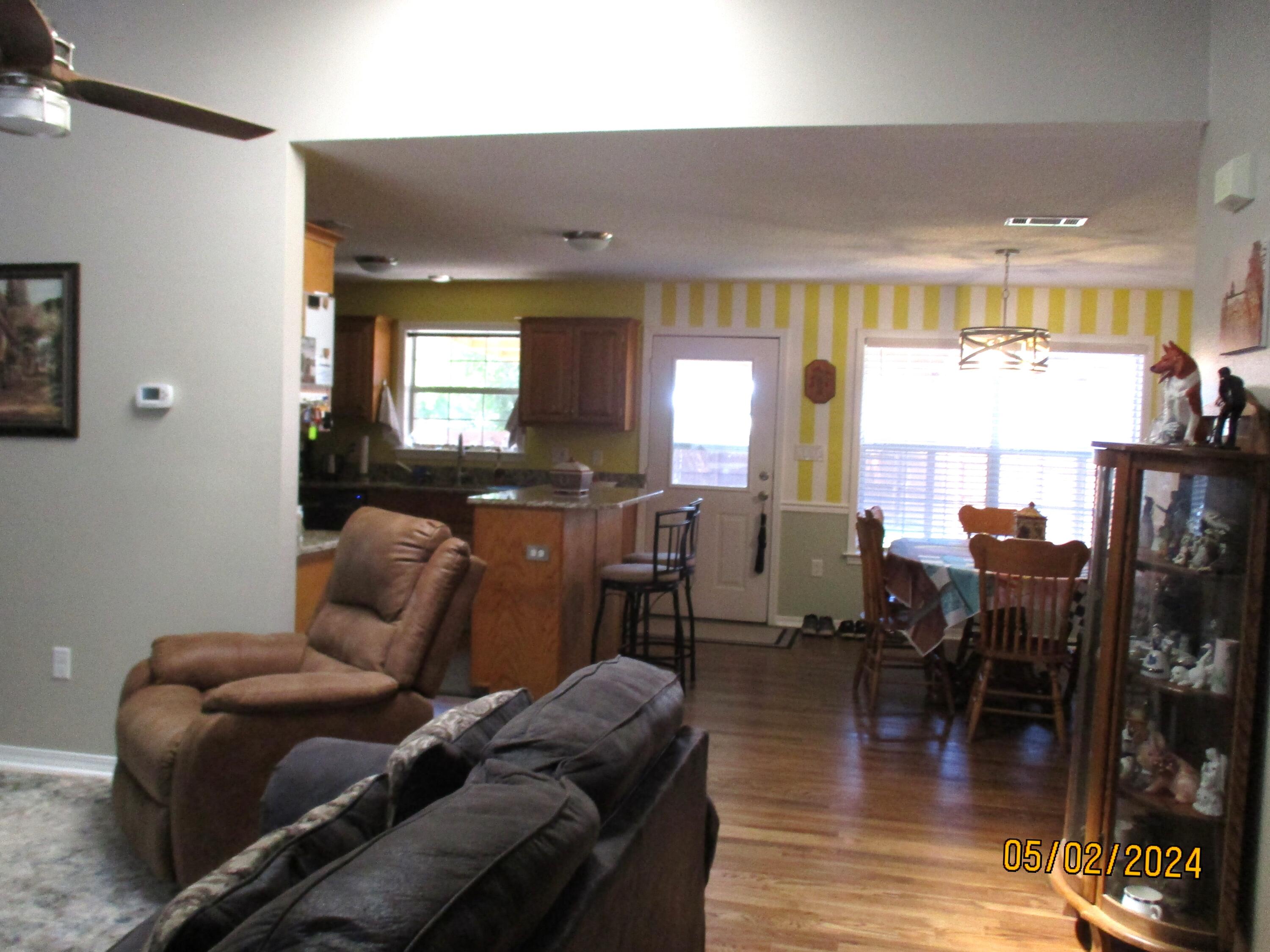 VALPARAISO PLAT 06 - Residential Lease