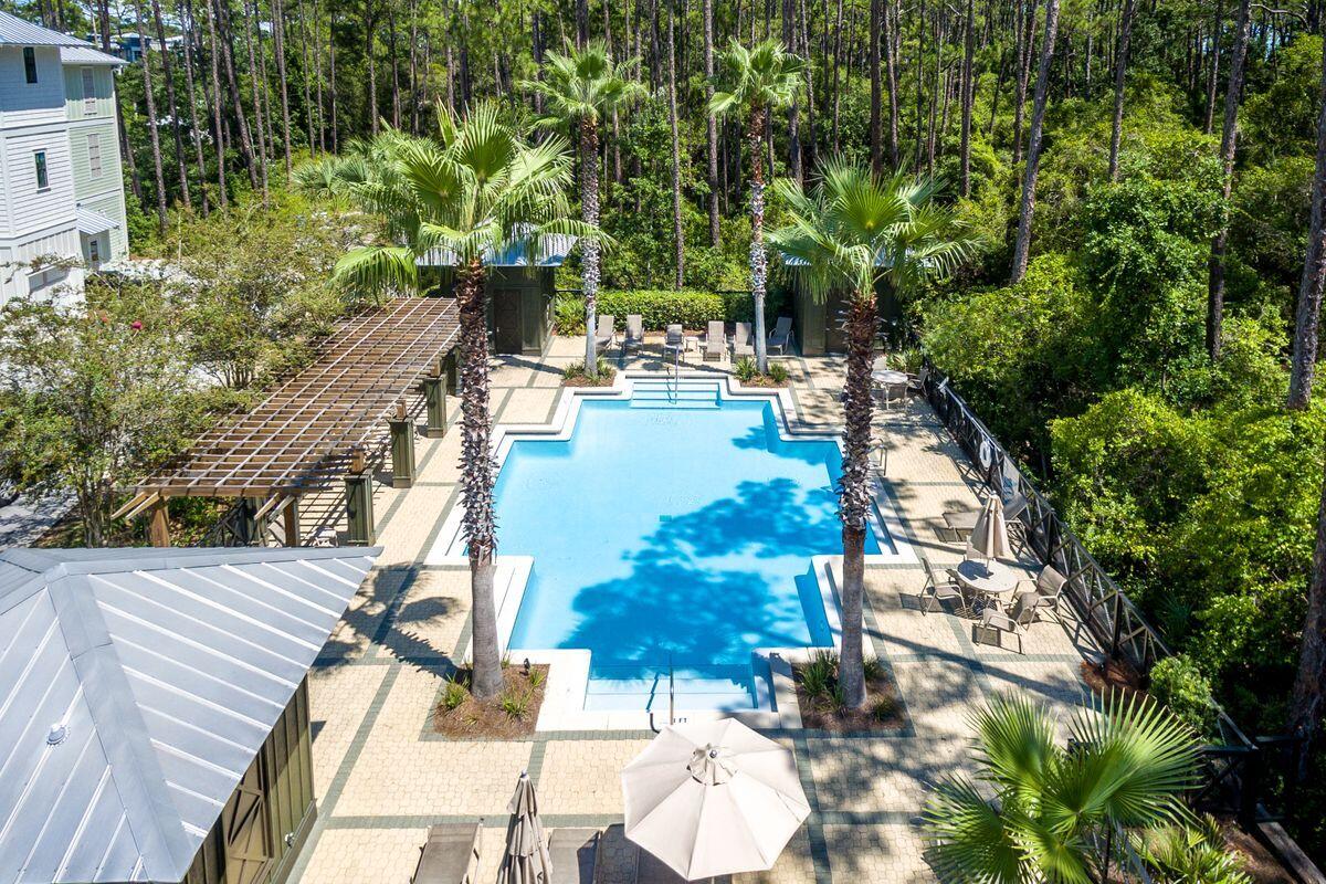 TREETOP VILLAGE - Residential