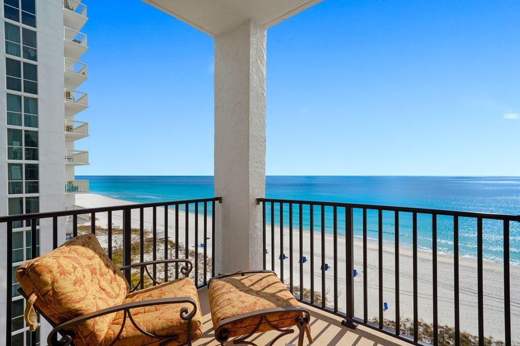 REGENCY TOWERS - Residential