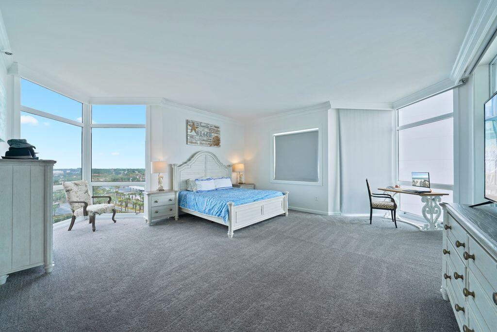 REGENCY TOWERS - Residential