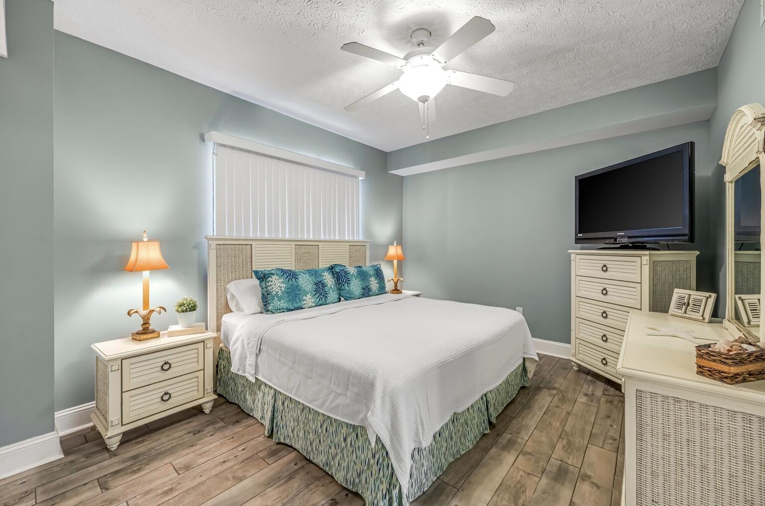 HIDDEN DUNES CONDO - Residential