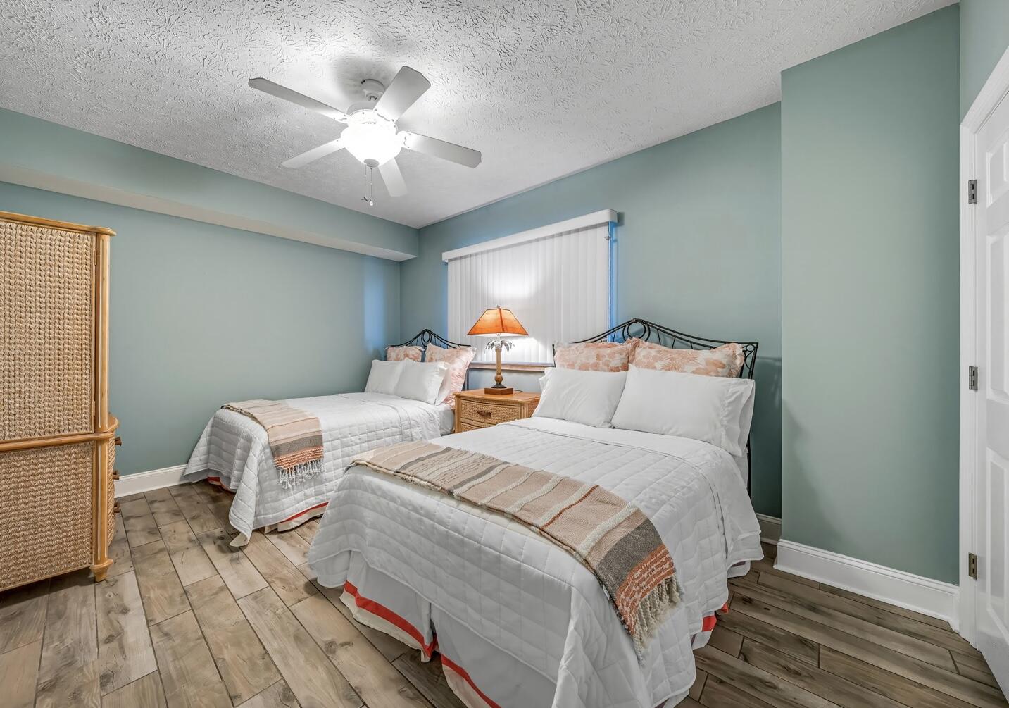 HIDDEN DUNES CONDO - Residential