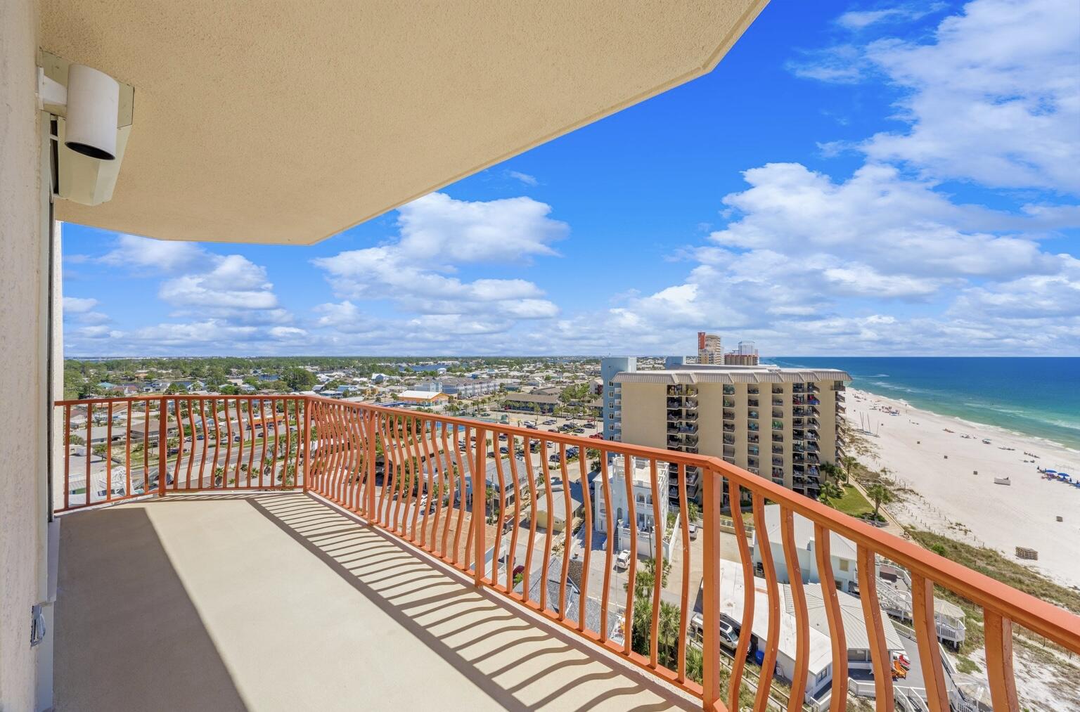 HIDDEN DUNES CONDO - Residential